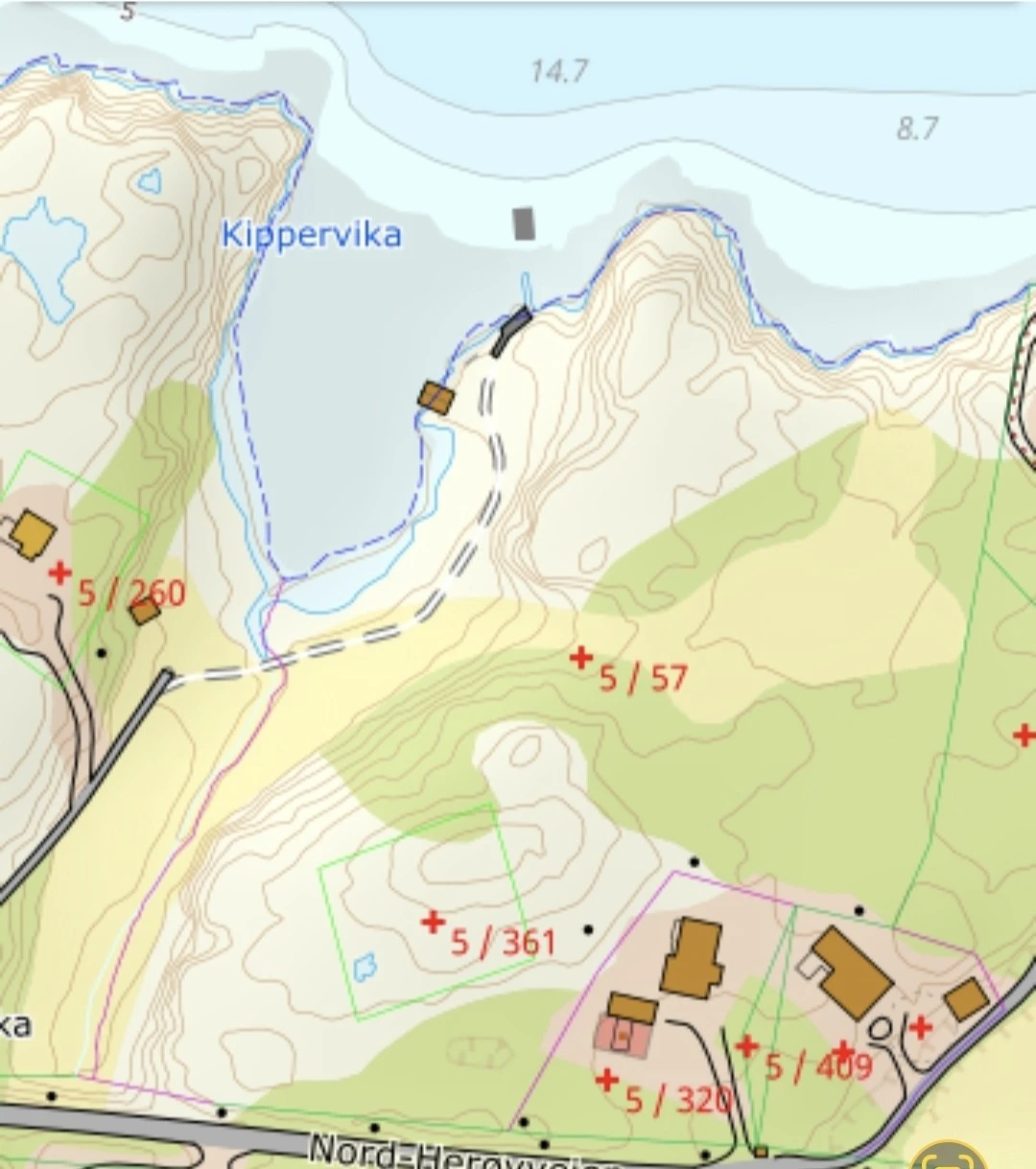 Her er tomten skissert inn på kartet med grønne linjer. Se i salgsoppgaven for utfyllende informasjon ang. matrikkel og regulering. Galleribilde