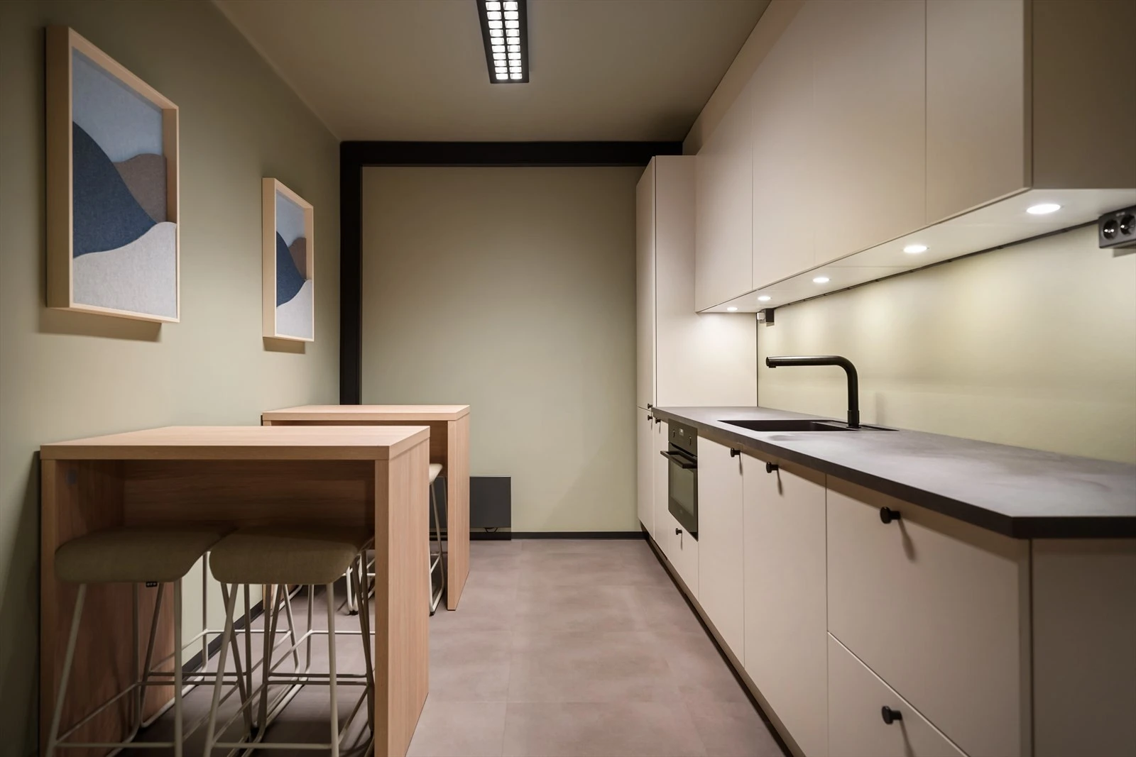 Moderne og nytt Galleribilde