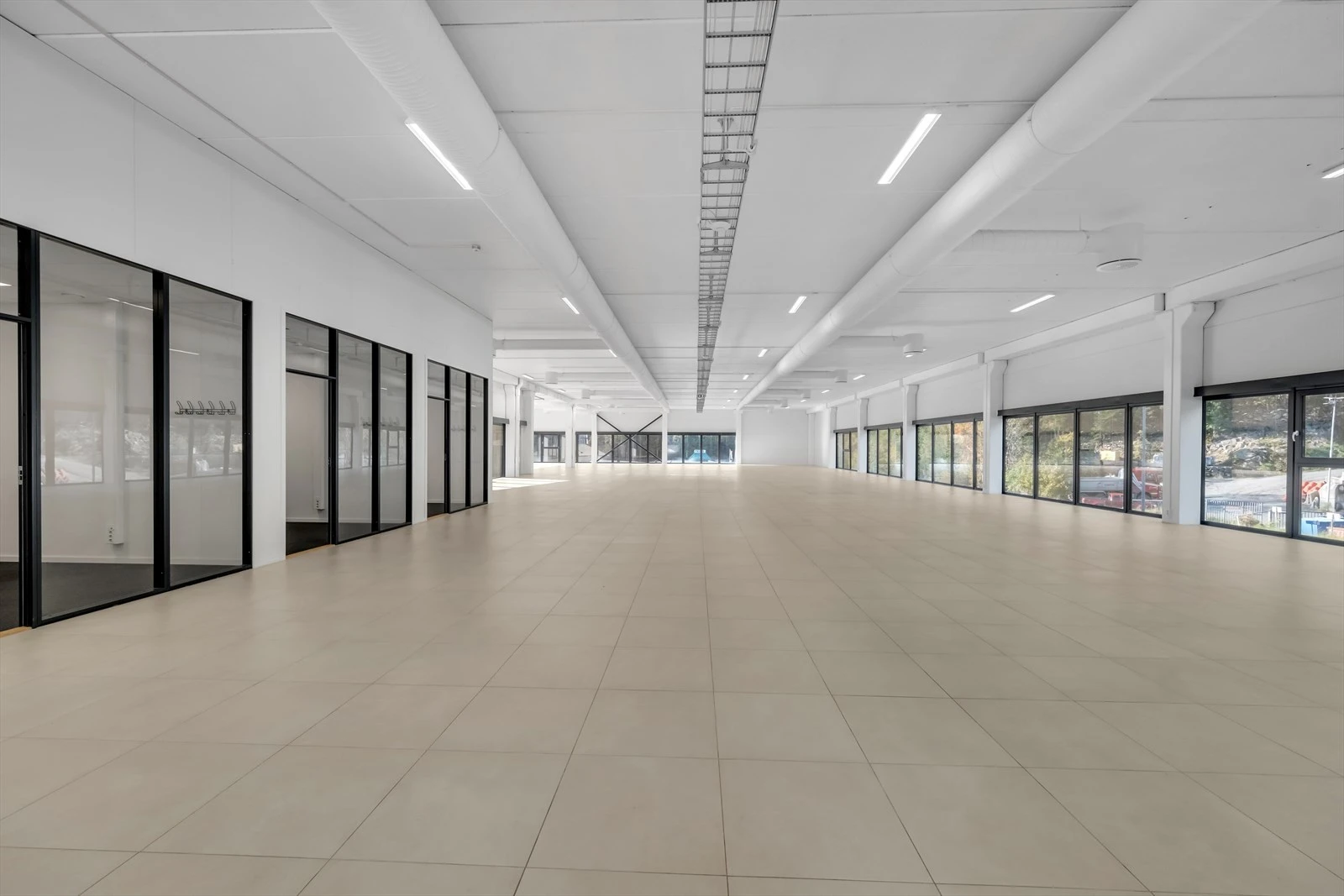 Salgsareal 2 etasje Galleribilde