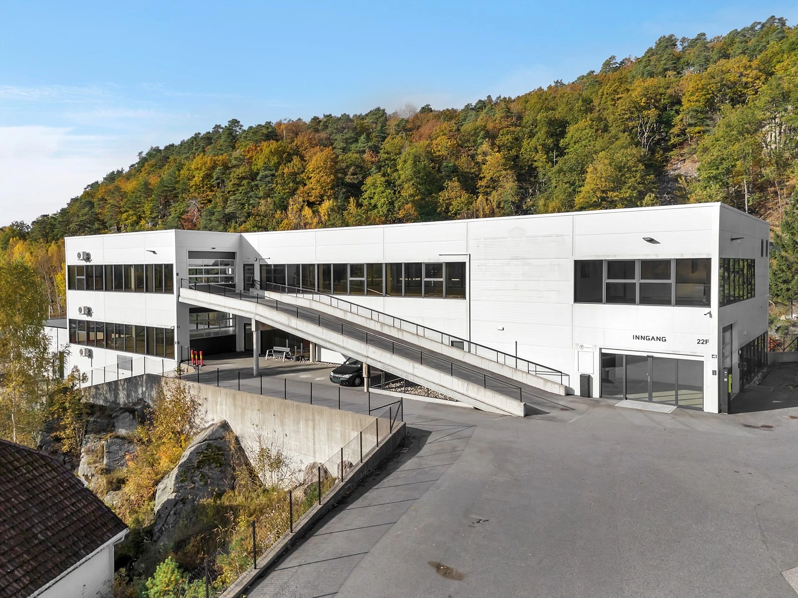 God utvendig parkering Galleribilde