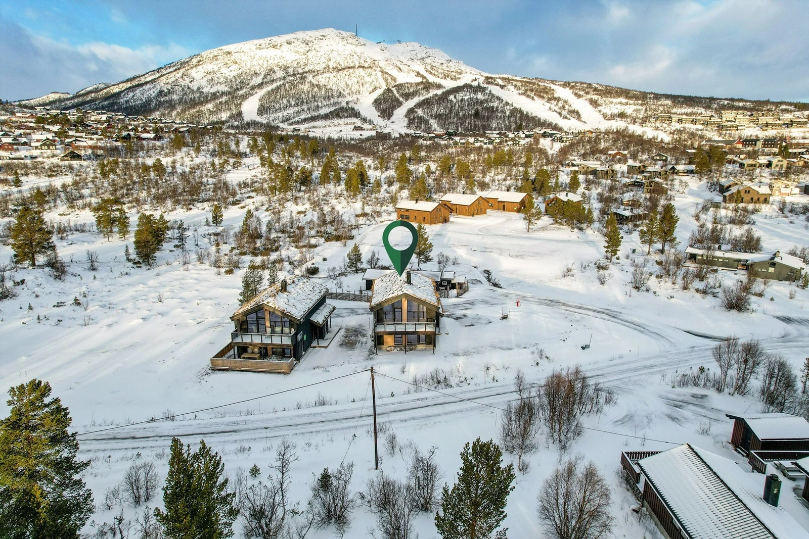 Sentral beliggenhet rett ved skiløypa og gåavstand til skisenteret. Galleribilde