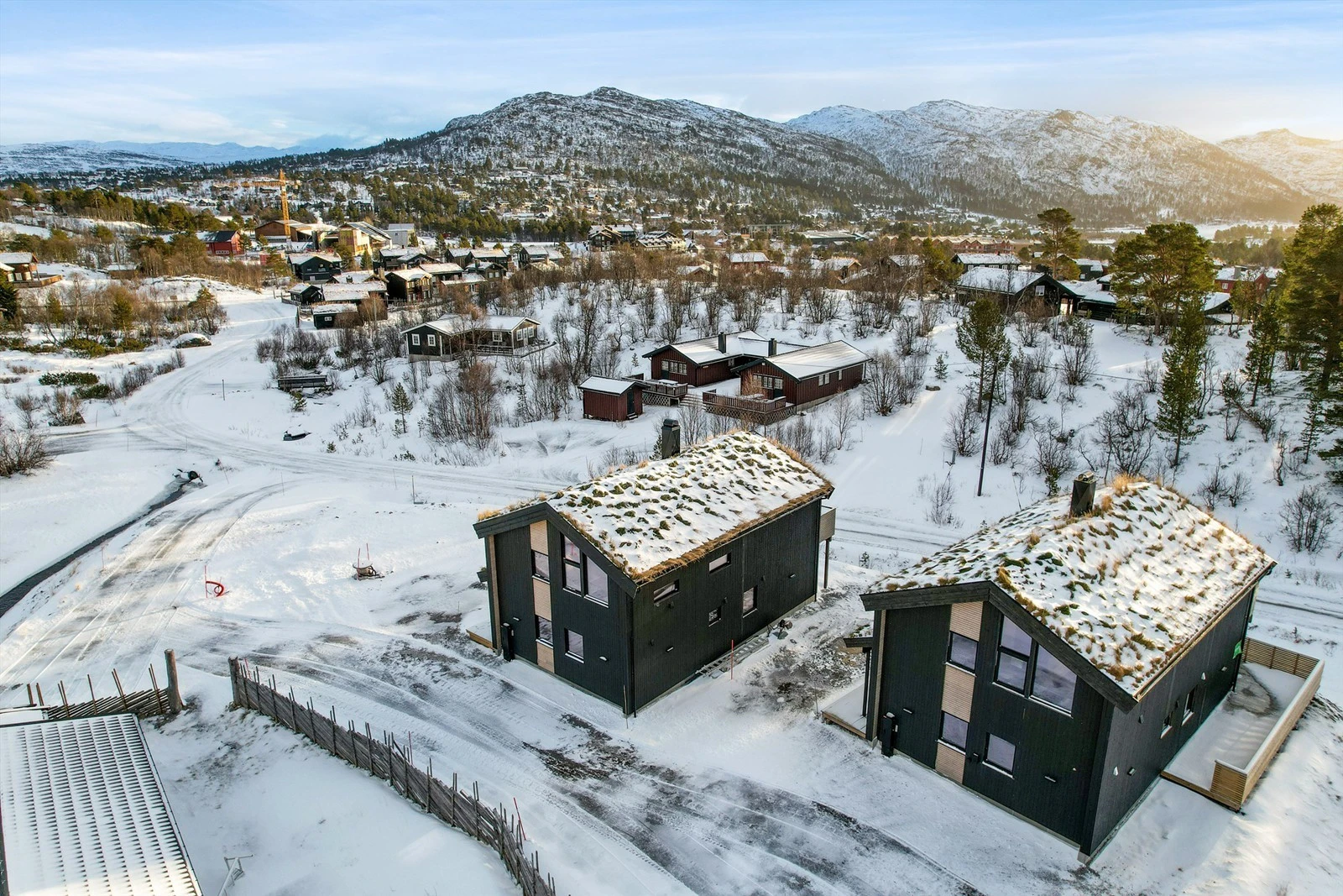 Sentral beliggenhet med gåavstand til alle Hovdens fasiliteter. Galleribilde