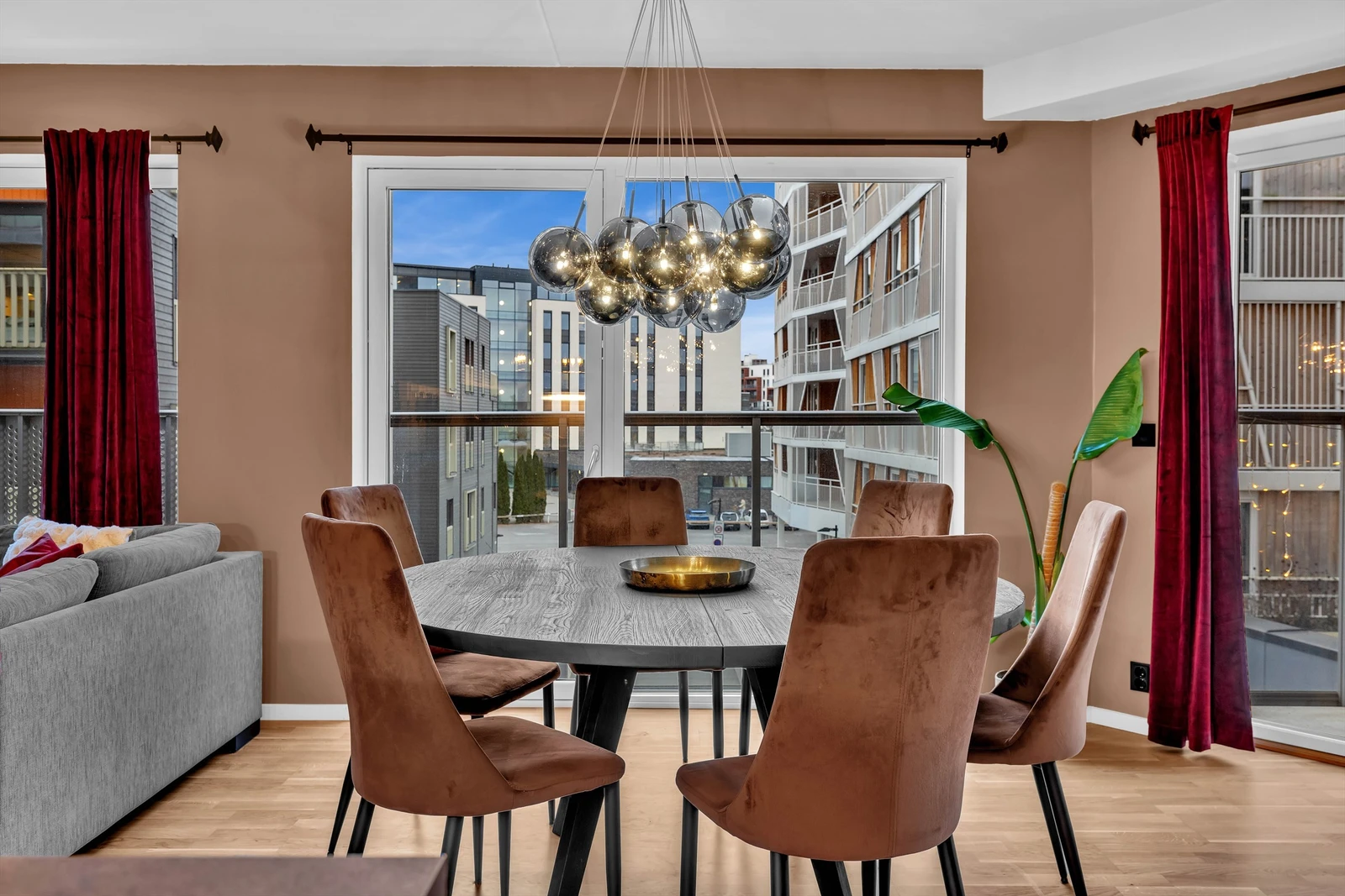 Velkommen inn til Landstads gate 37! Eiendomsmegler Krogsveen V/Andreas Christophersen har gleden av å presentere denne flott 3-roms leiligheten fra 2021 Galleribilde