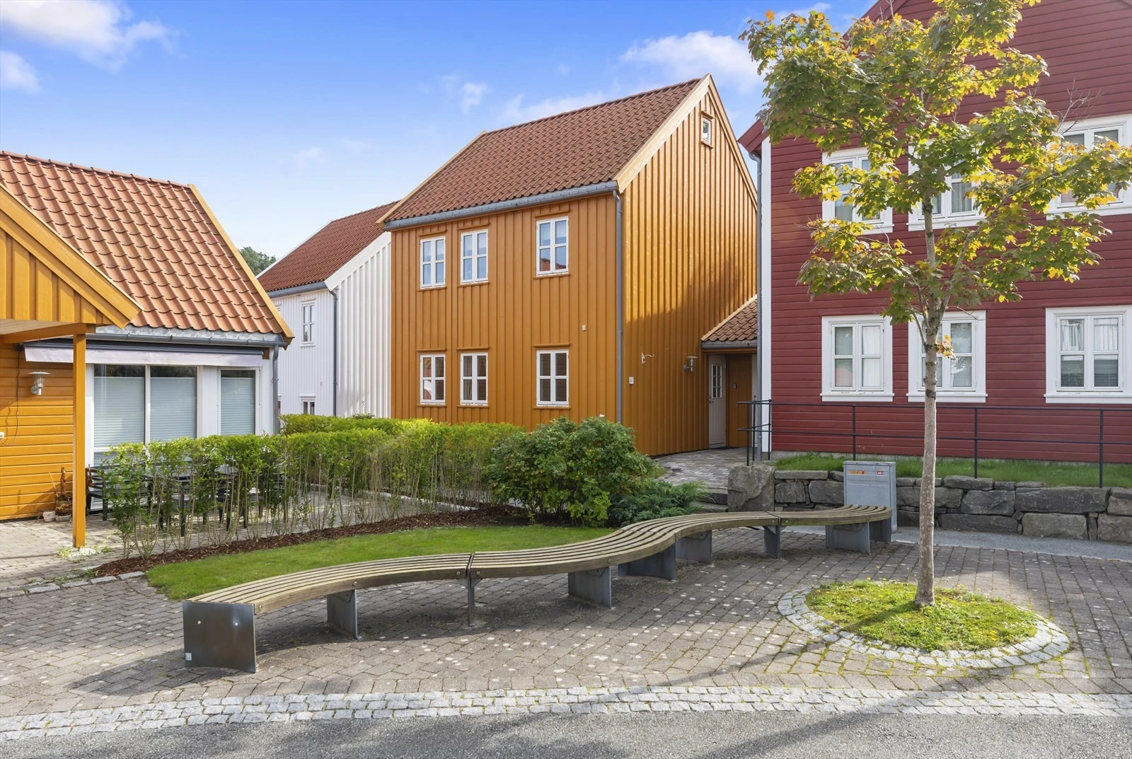 Eiendomsmegler 1 har gleden av å presentere denne flotte hytten på Furuholmen 63! Galleribilde
