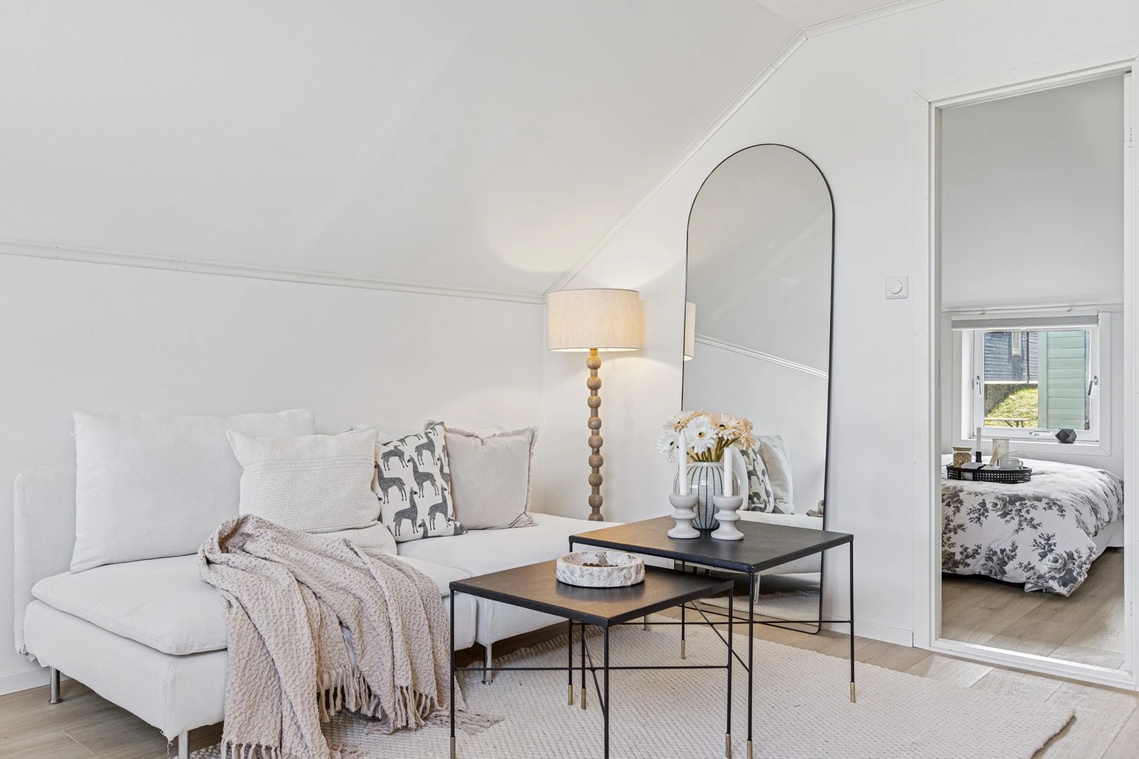 Leilighetens beliggenhet og standard gjør den også til et attraktivt utleieobjekt - den er tidligere leid ut til kr. 15.000,- per mnd. Galleribilde