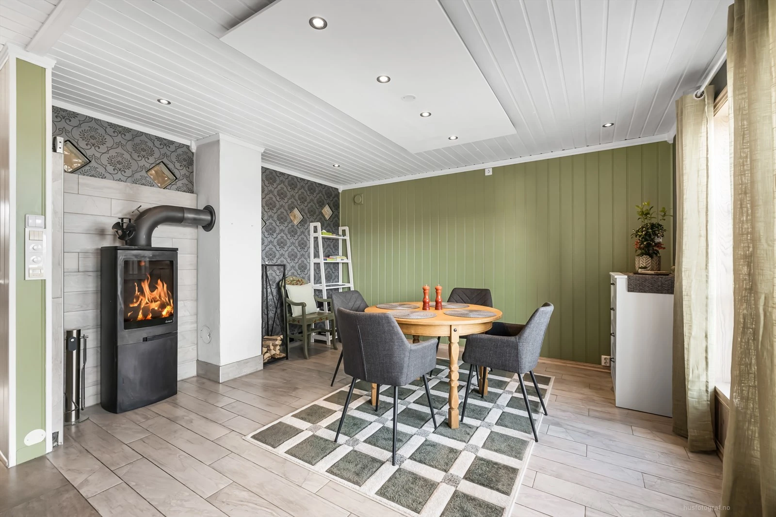 Vedovn som gir lun og god varme på kalde vinterdager.