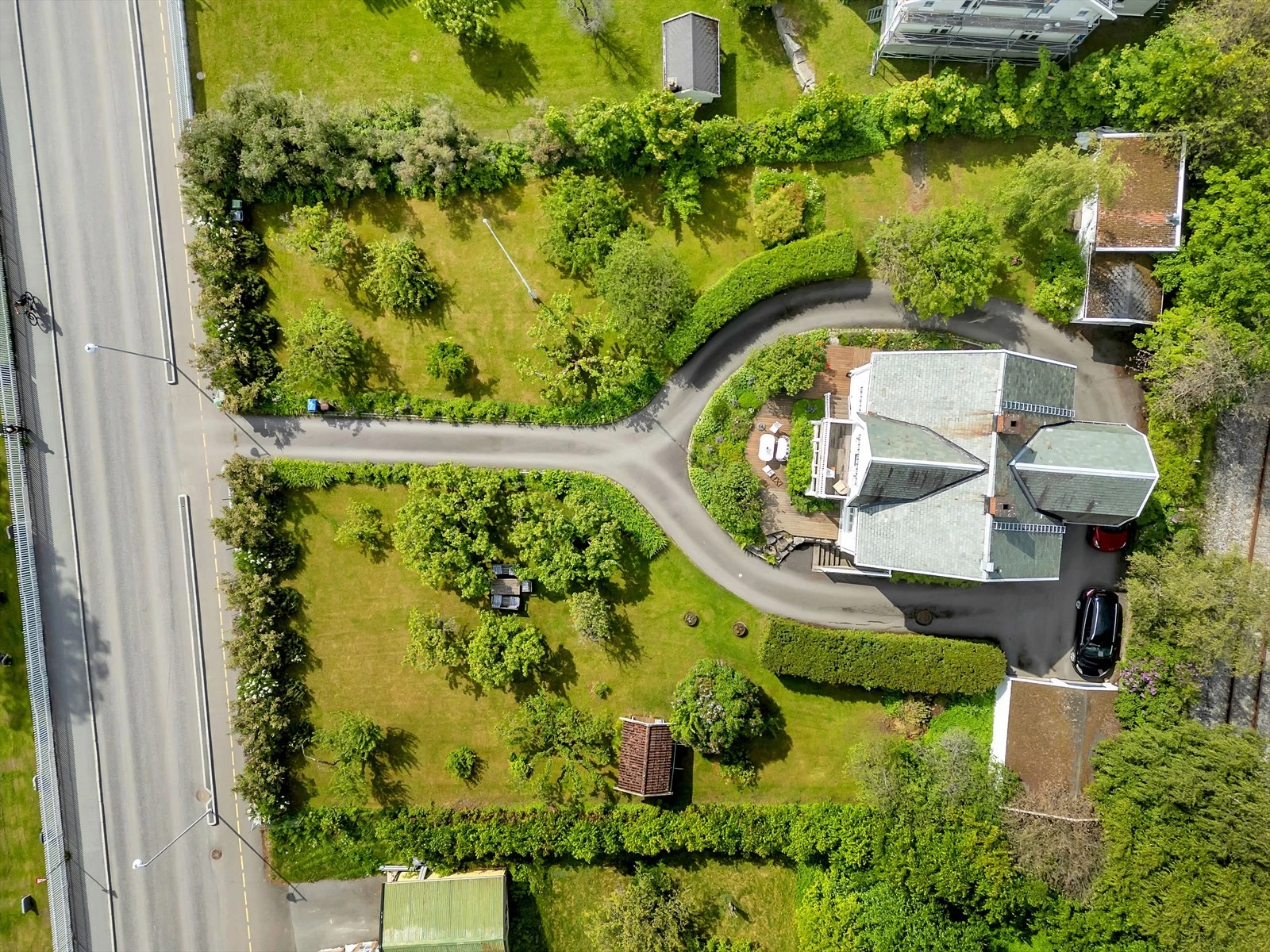 Oversiktsbilde over eiendommen. Galleribilde