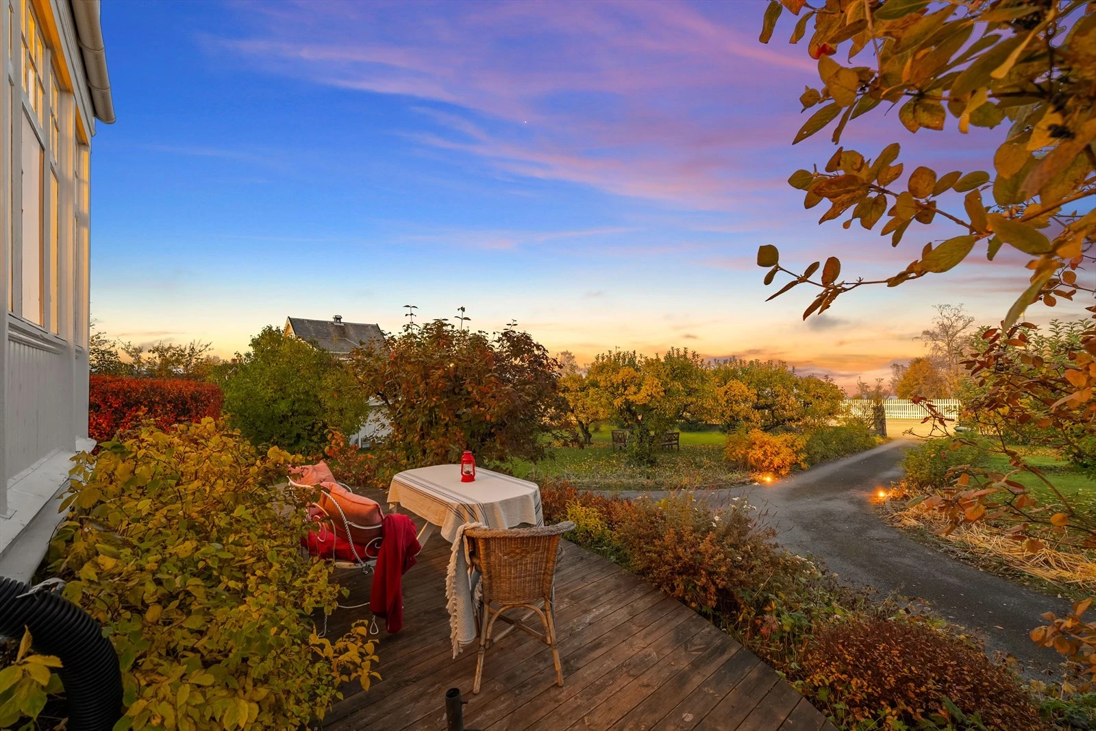 Boligen ligger fantastisk til kun en kort spasertur fra Gjøvik sentrum og Mjøsa. Galleribilde