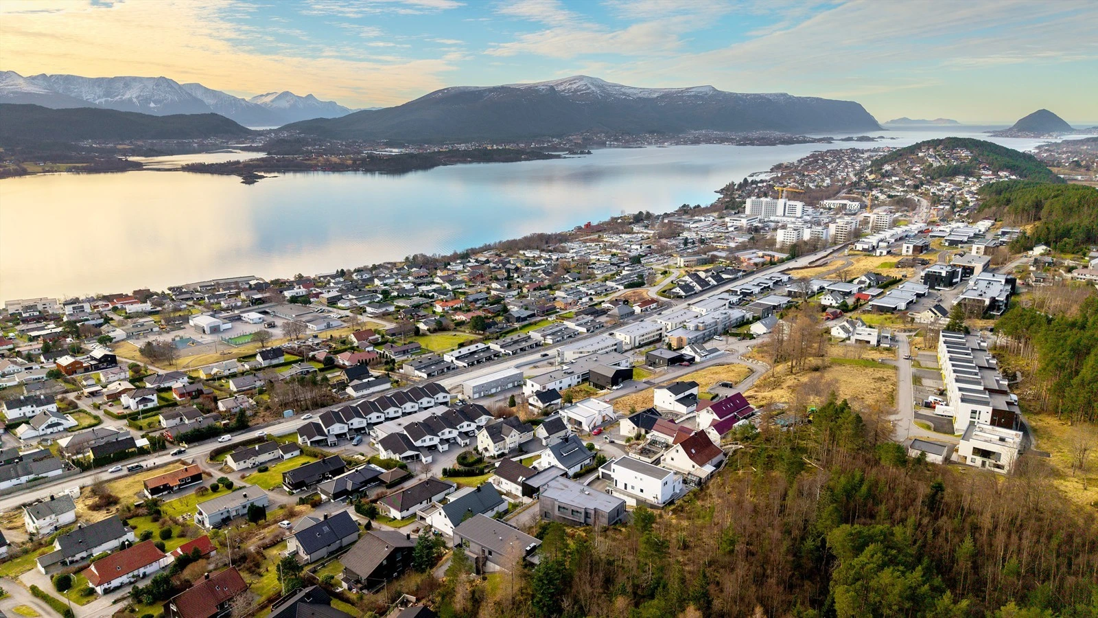 Dronebilde Galleribilde