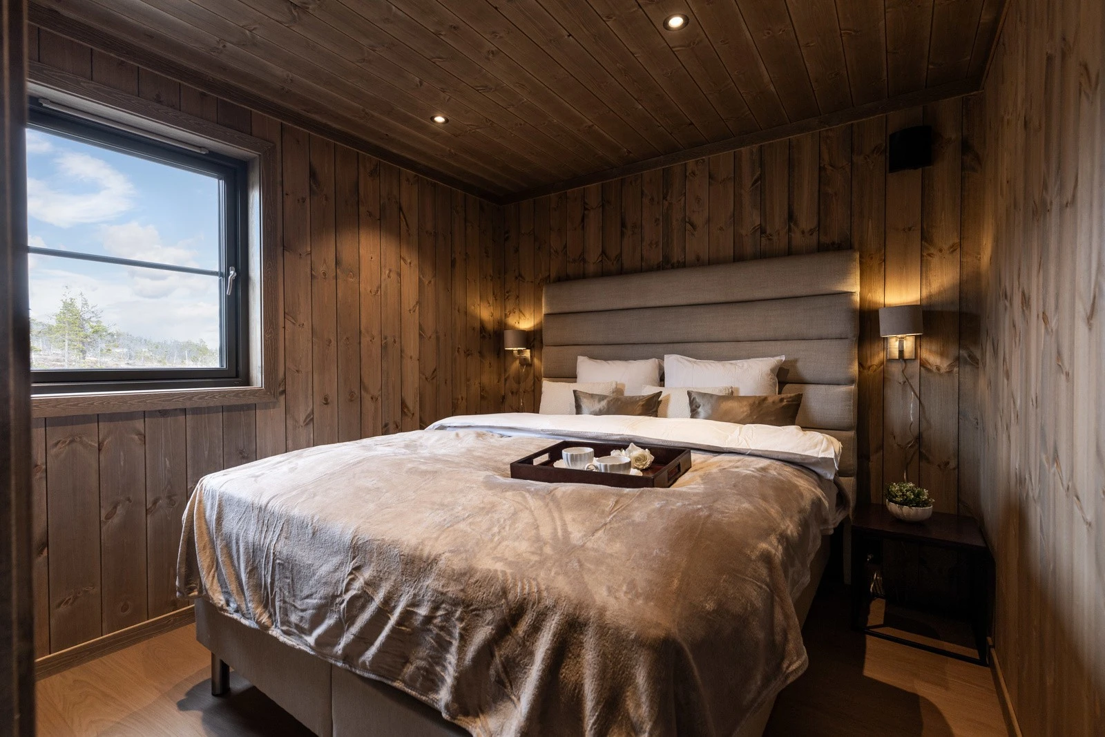 Hytta har totalt 3 soverom + hemserom. Galleribilde