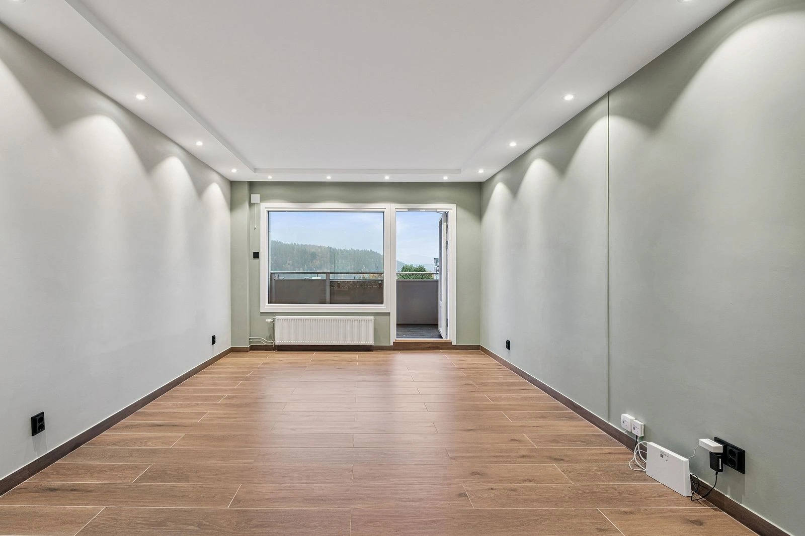 Perfekt rom for lange kvelder med familie og venner.