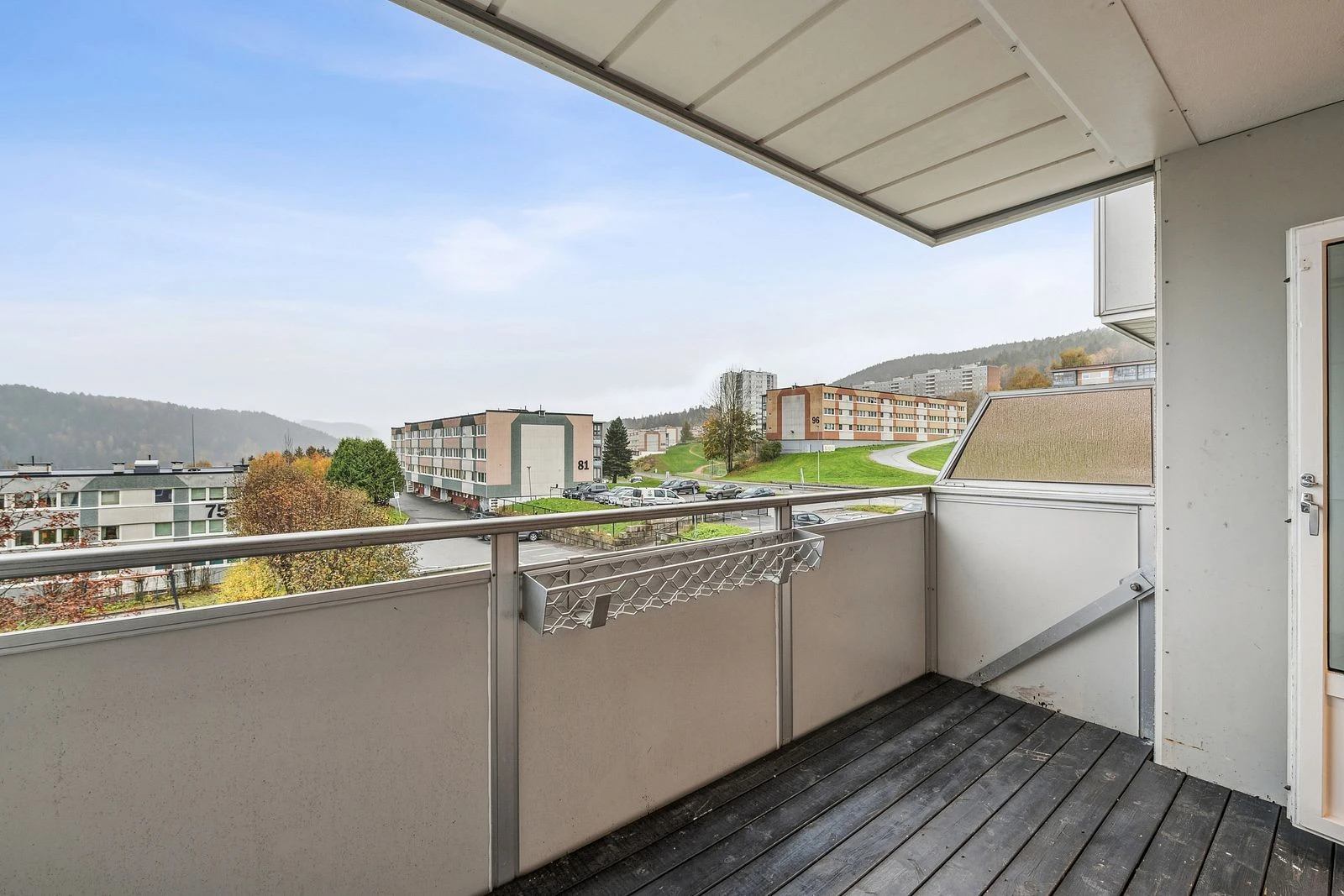 Balkongen gir følelsen av frihet og åpenhet.