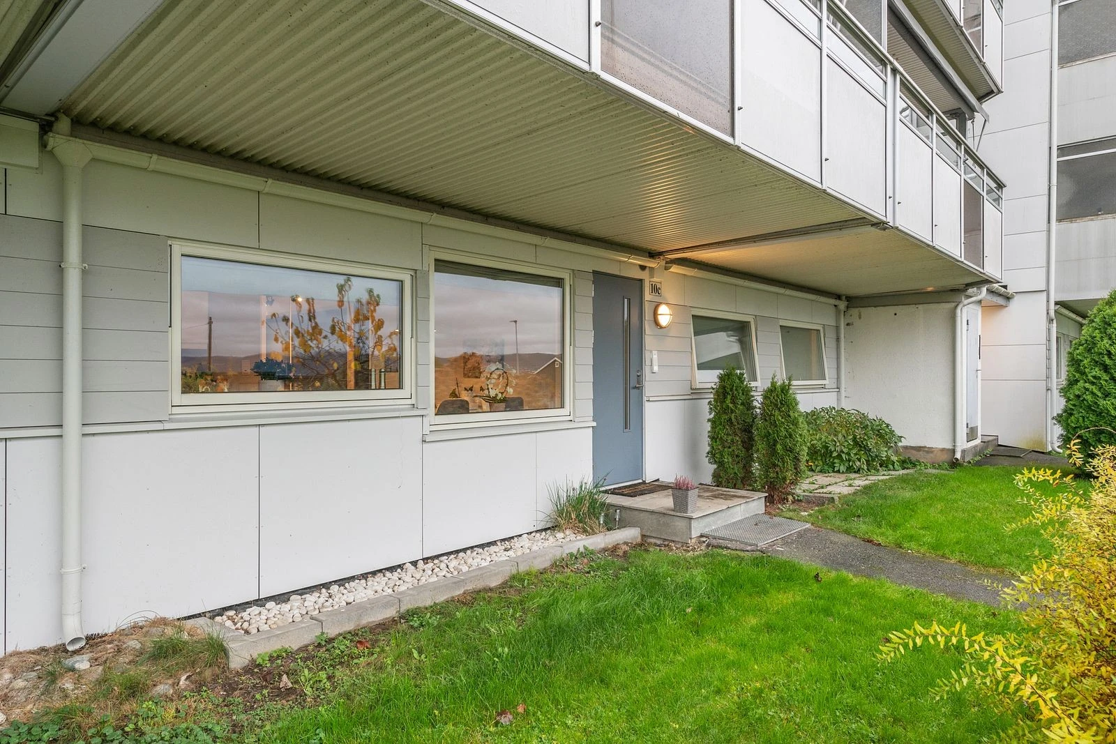 Et hyggelig bomiljø med marka som nærmeste nabo.