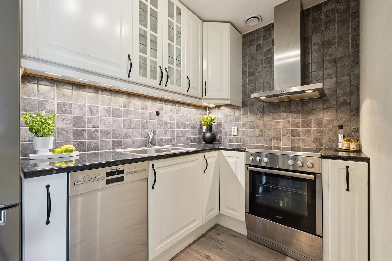 Praktisk og godt utnyttet kjøkken