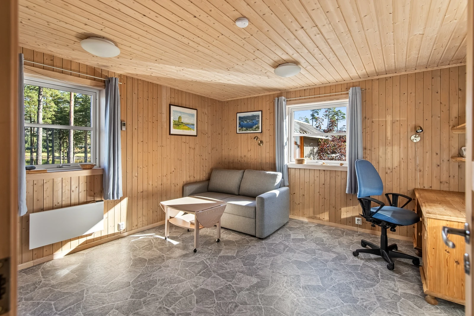 God plass til gjester (godkjent til varig opphold) Galleribilde