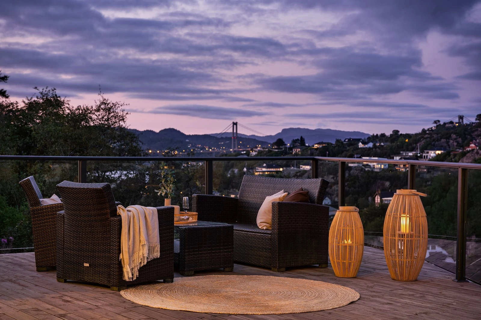 Her bor du med flotte uteområder med gode solforhold. Galleribilde