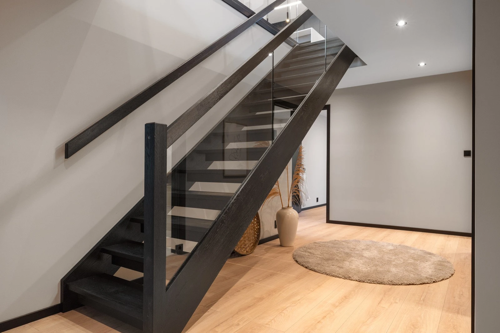 Heltre eiketrapp. Galleribilde