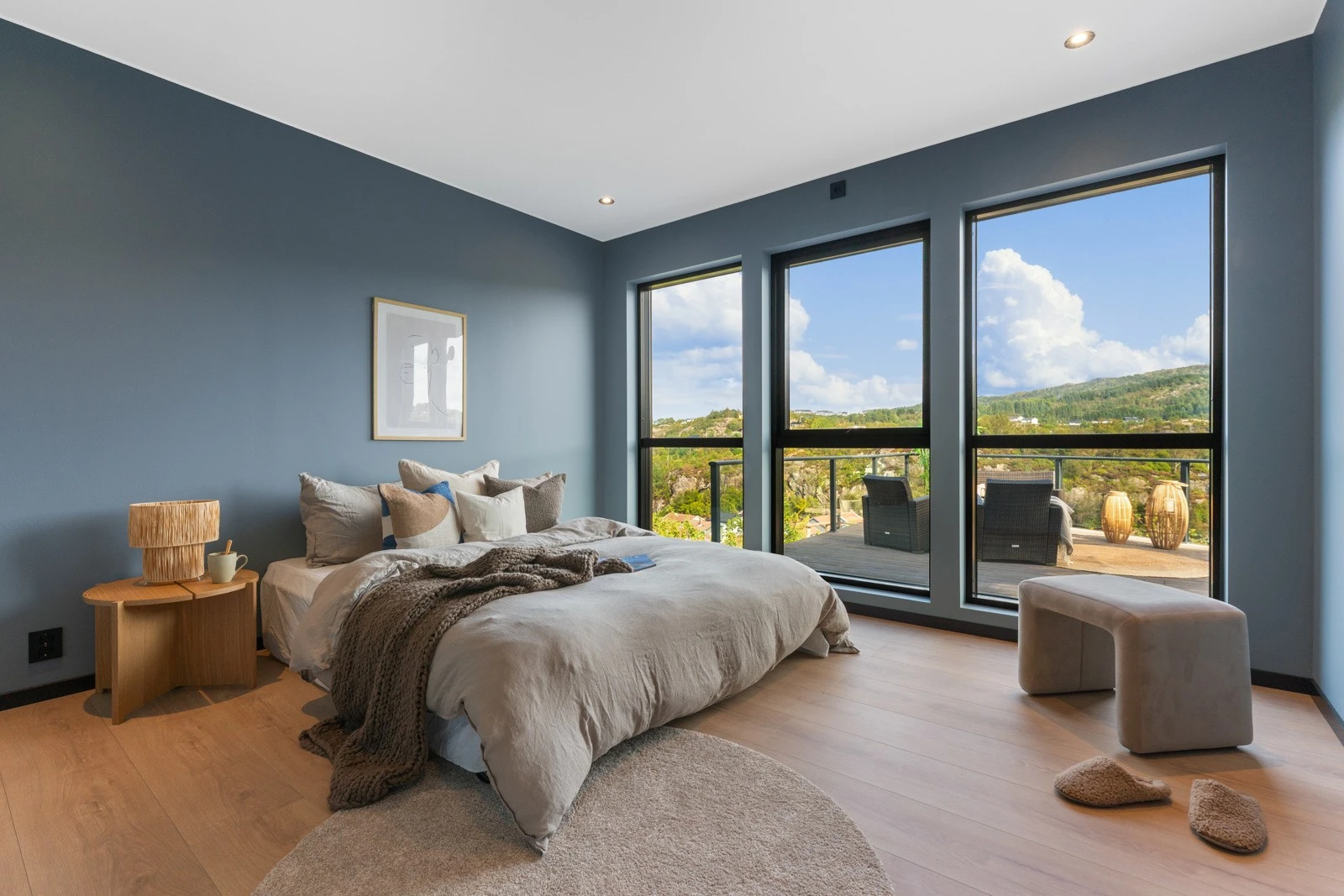 Boligens største soverom holder hele 11,6 kvm. Galleribilde