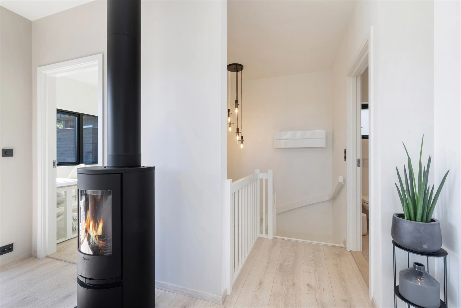 Videre ned til boligens 1. etasje. Galleribilde