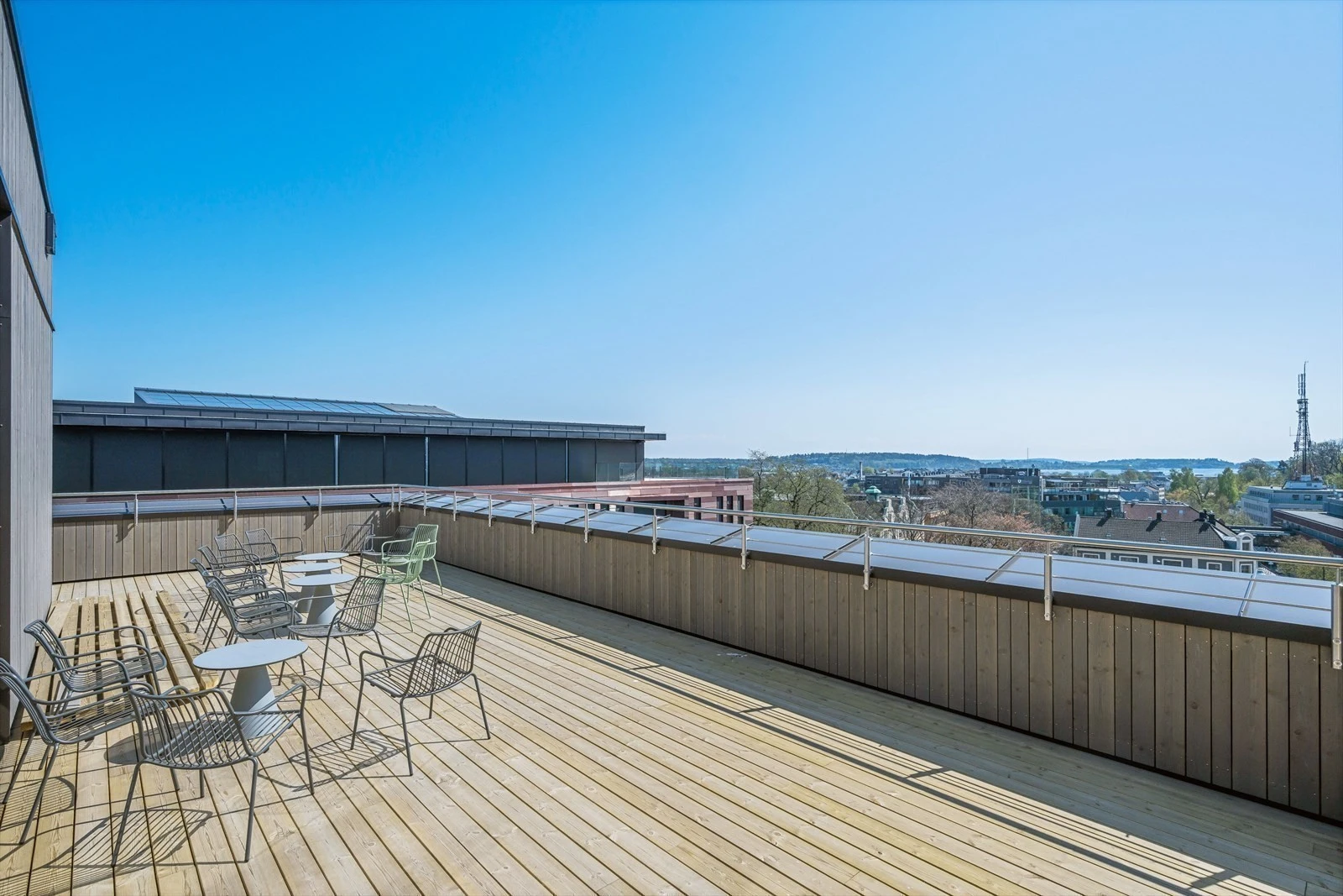 Nydelig takterrase
Foto: Kristian Bollæren Galleribilde