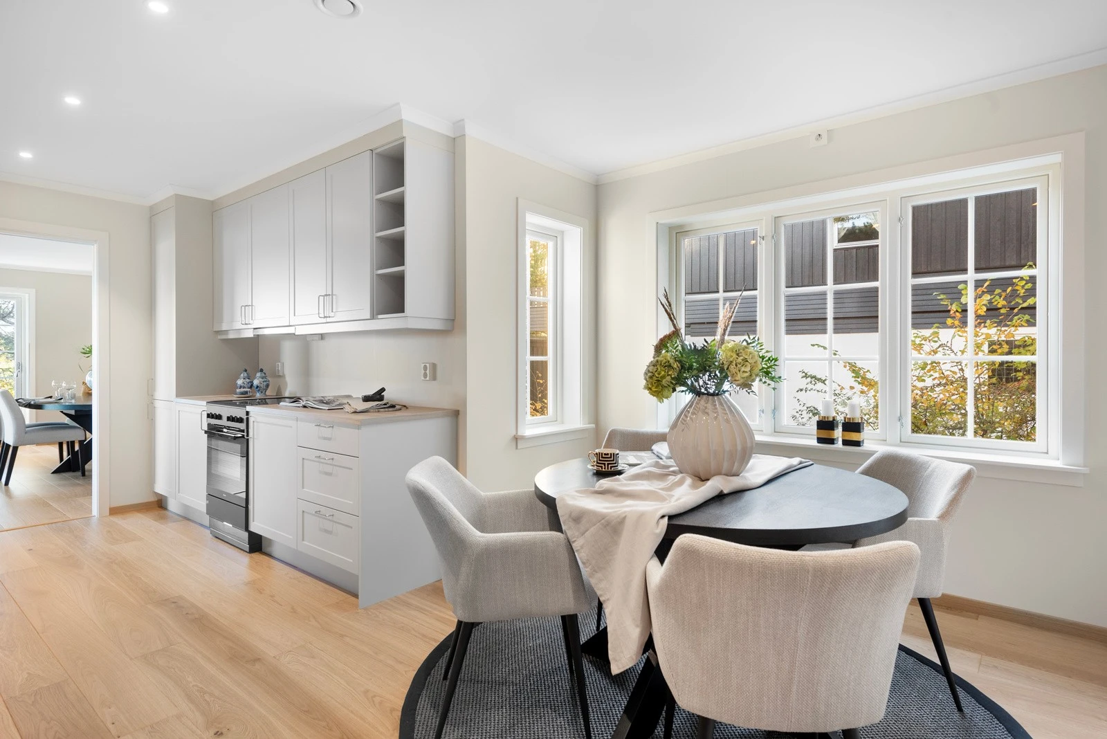 Dette lekre kjøkkenet fra Strai kombinerer stil og funksjonalitet Galleribilde