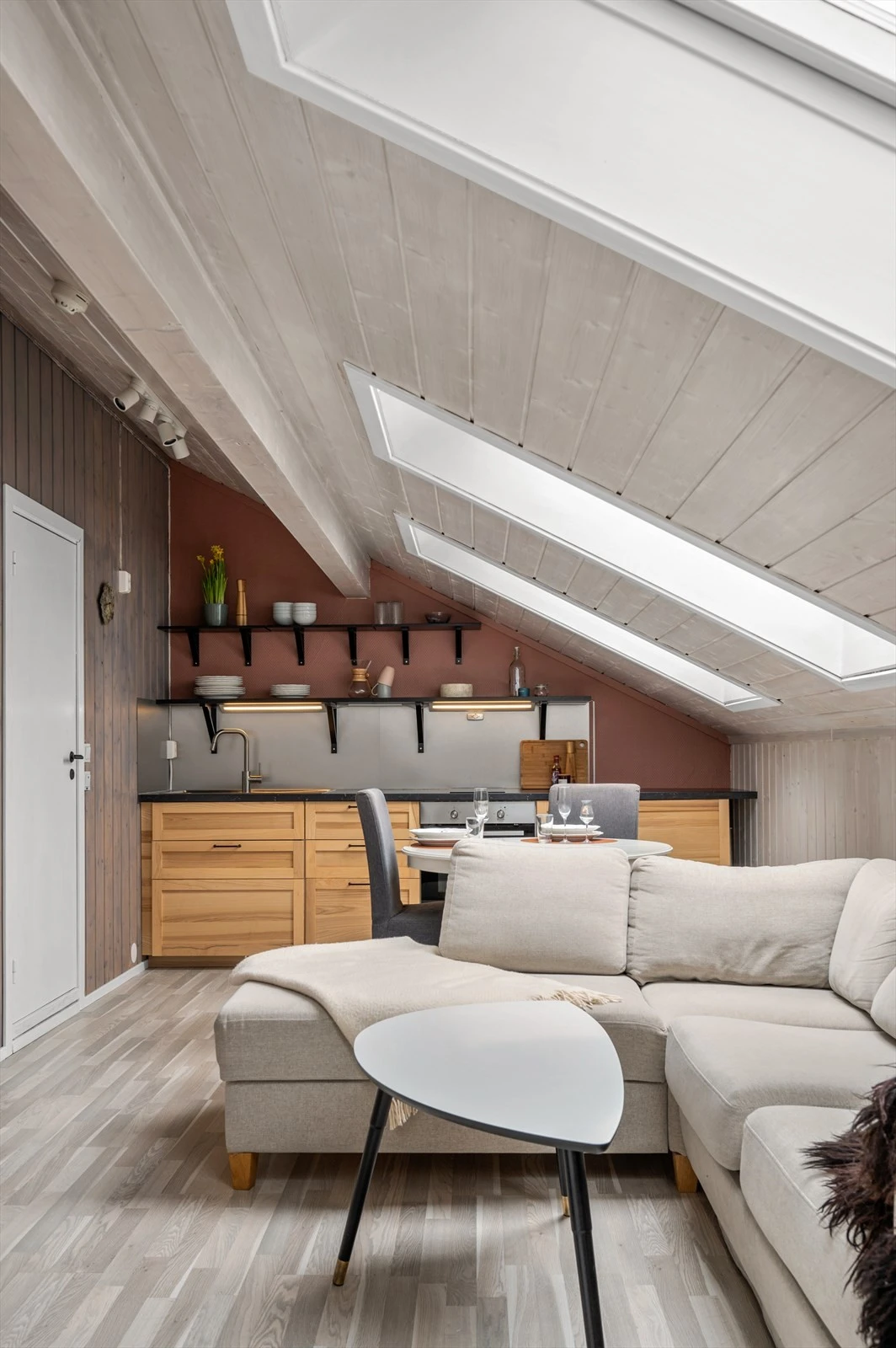 Varmtvann og internett er inkludert i felleskostnadene. Galleribilde