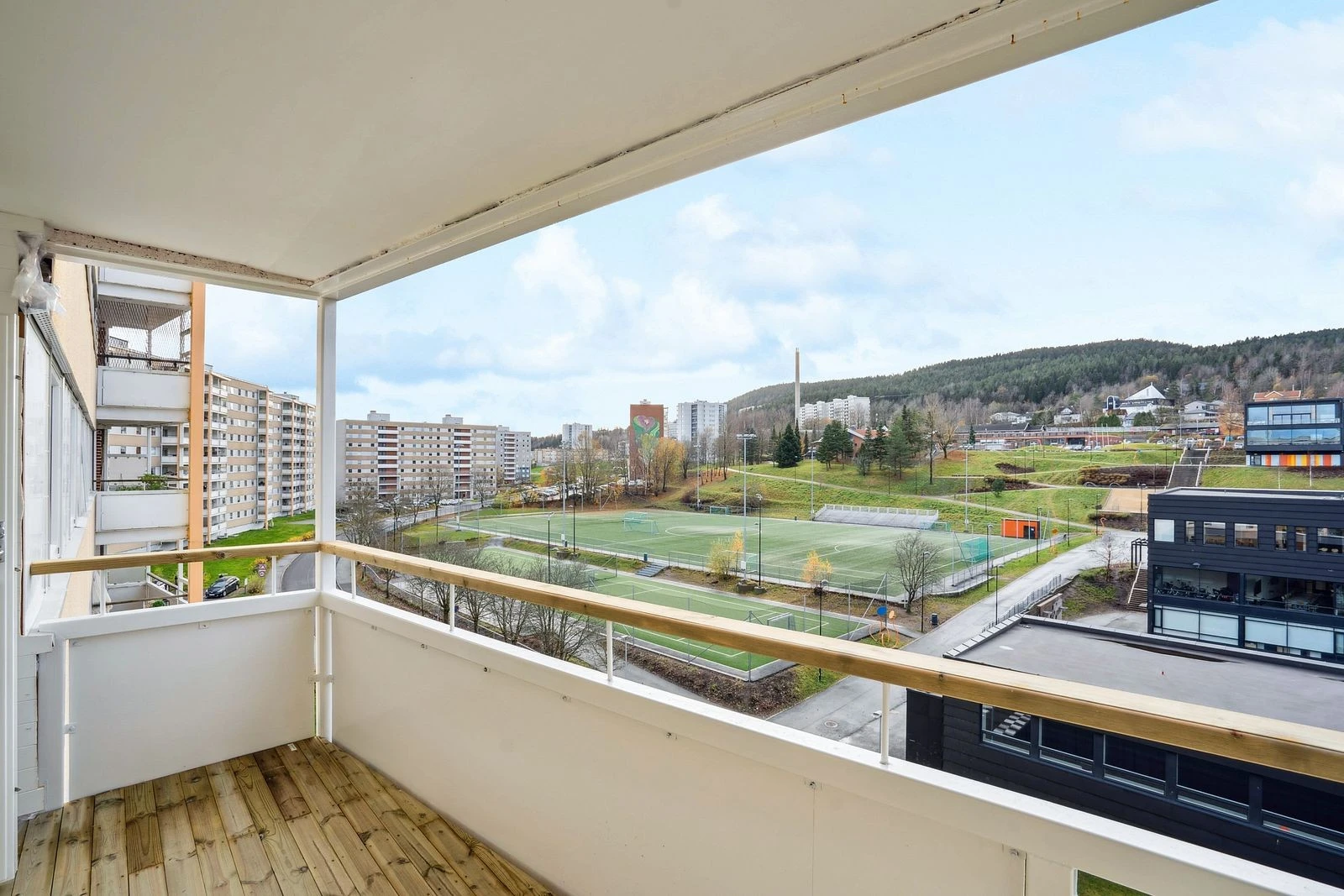 NBBO Eiendomsmegling v/Tomas Urbanik ønsker velkommen til visning i Lauritz Hervigs vei 25C!