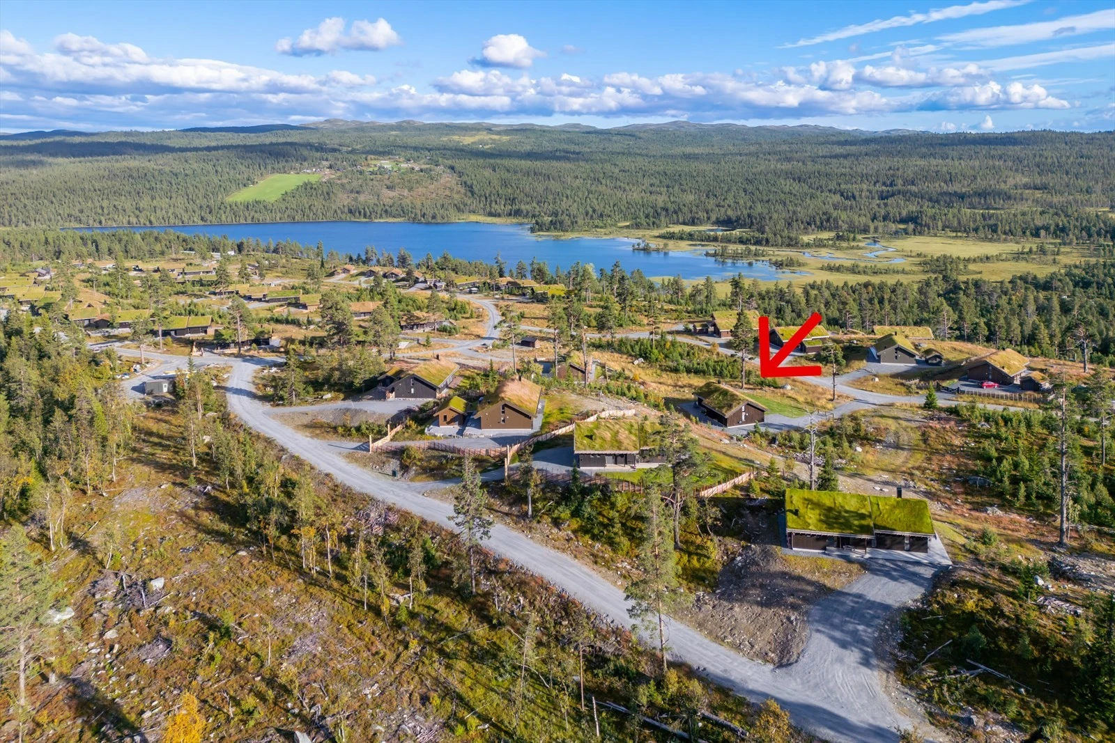 Særdeles hyggelig hyttefelt sentralt plassert med kort vei til alt Nesbyen har å tilby. Her kan man enten spenne på seg skia å gå sørover mot Åkrefjell eller nordover mot Dyna Galleribilde