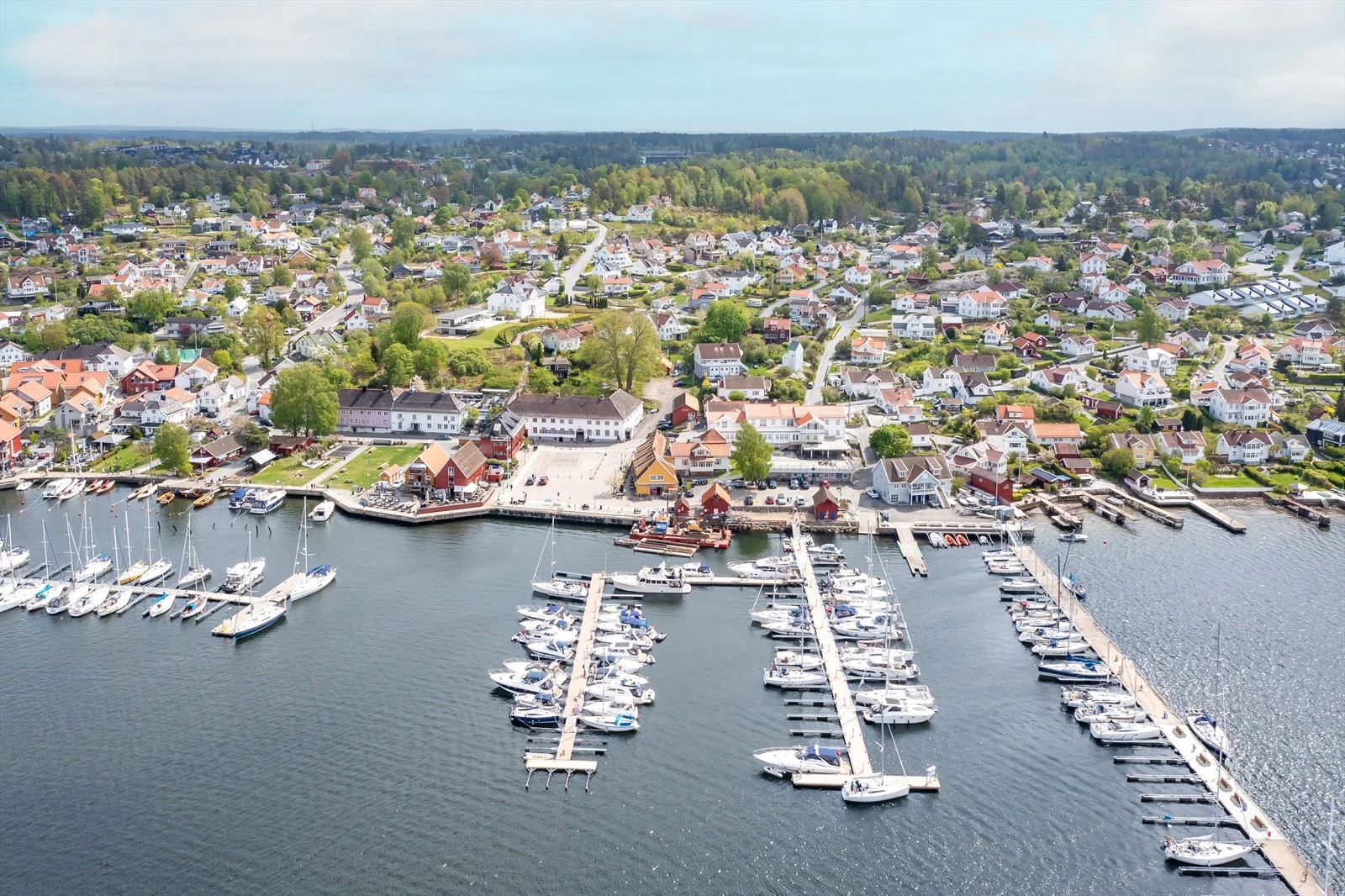 Fra båthavnen Galleribilde