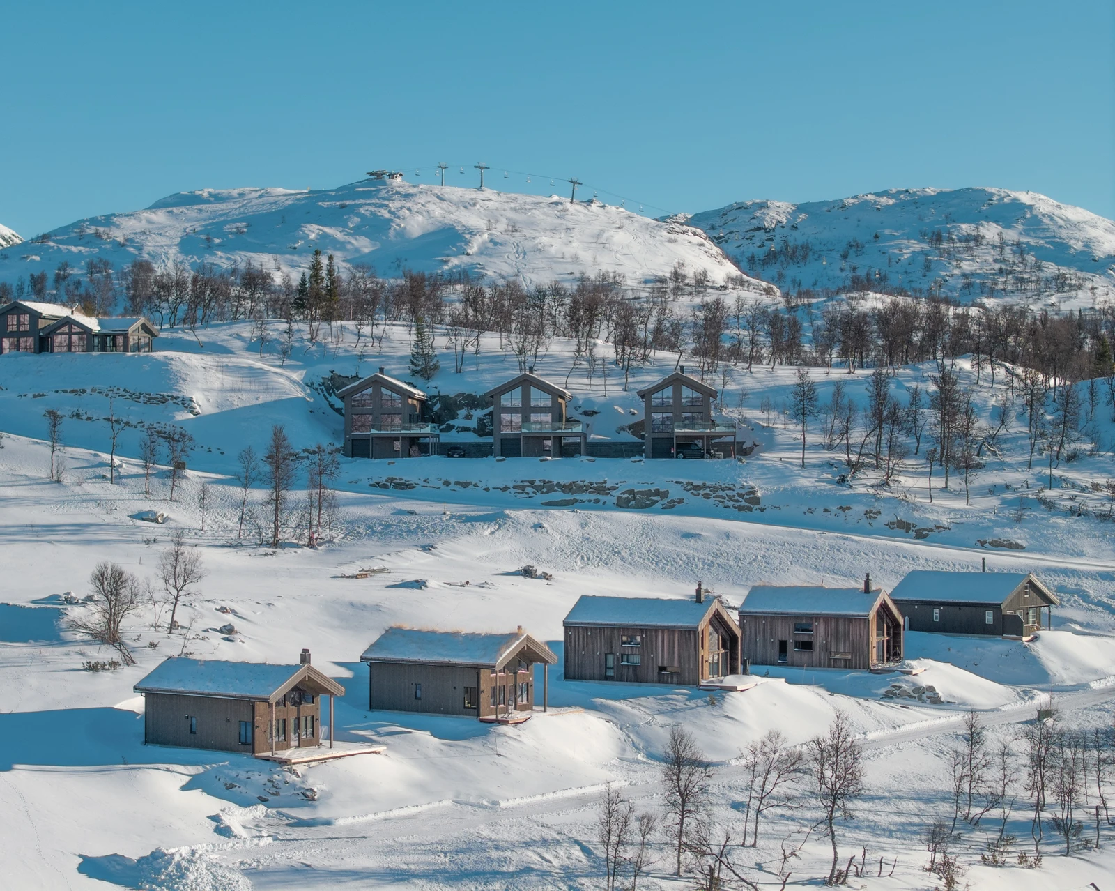 Hytta ligger i en vei med 5 hytter og ingen gjennomkjøring Galleribilde