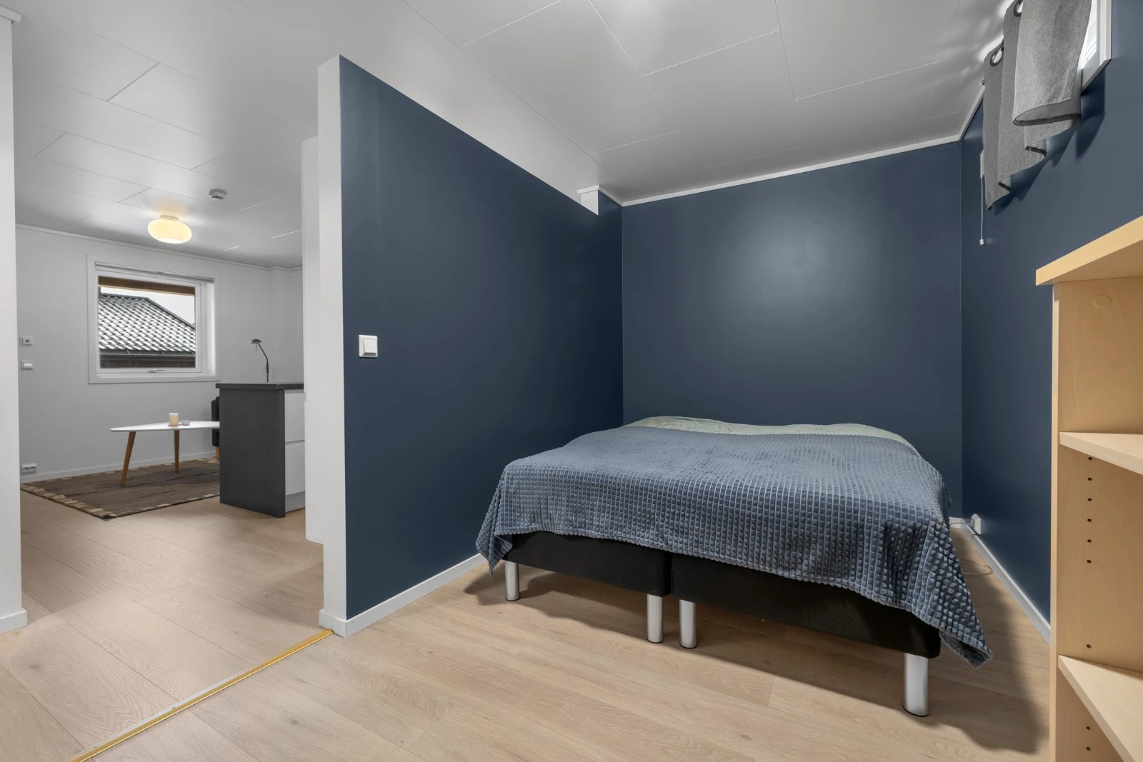 Sovealkove utleiedel. Galleribilde