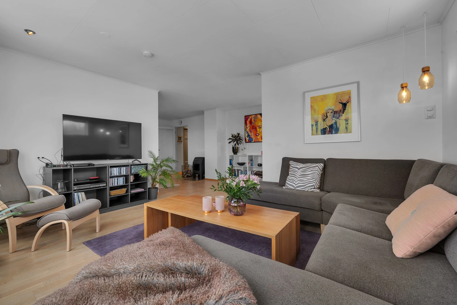 Lyse overflater. Galleribilde