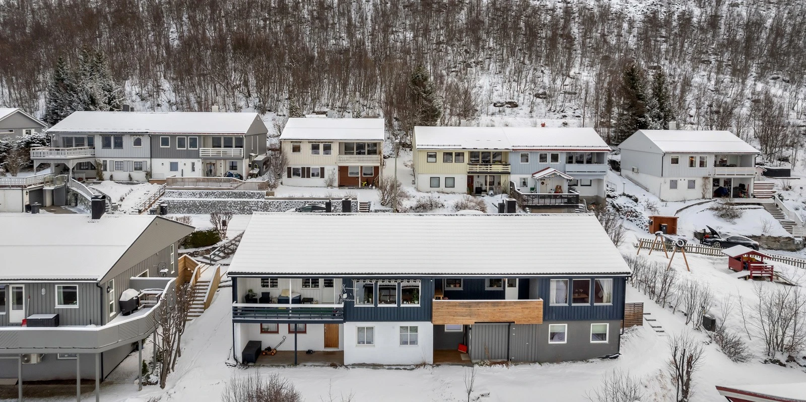 Storhaug + partnere med Stian Mathiassen presenterer denne flotte eiendommen i Merkurvegen 4! Galleribilde