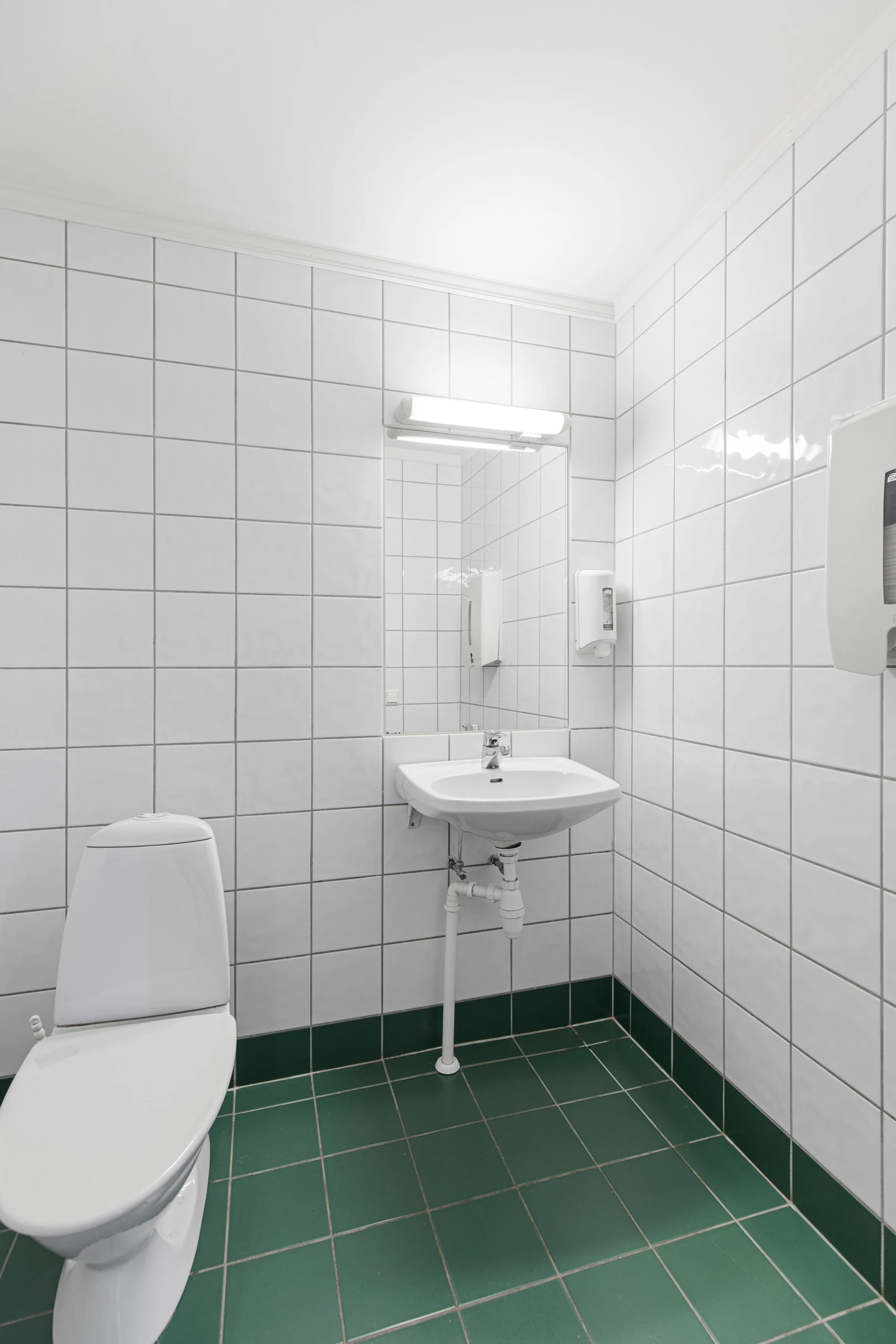 Tre wc-rom i tilknytning til resepsjonen. Galleribilde