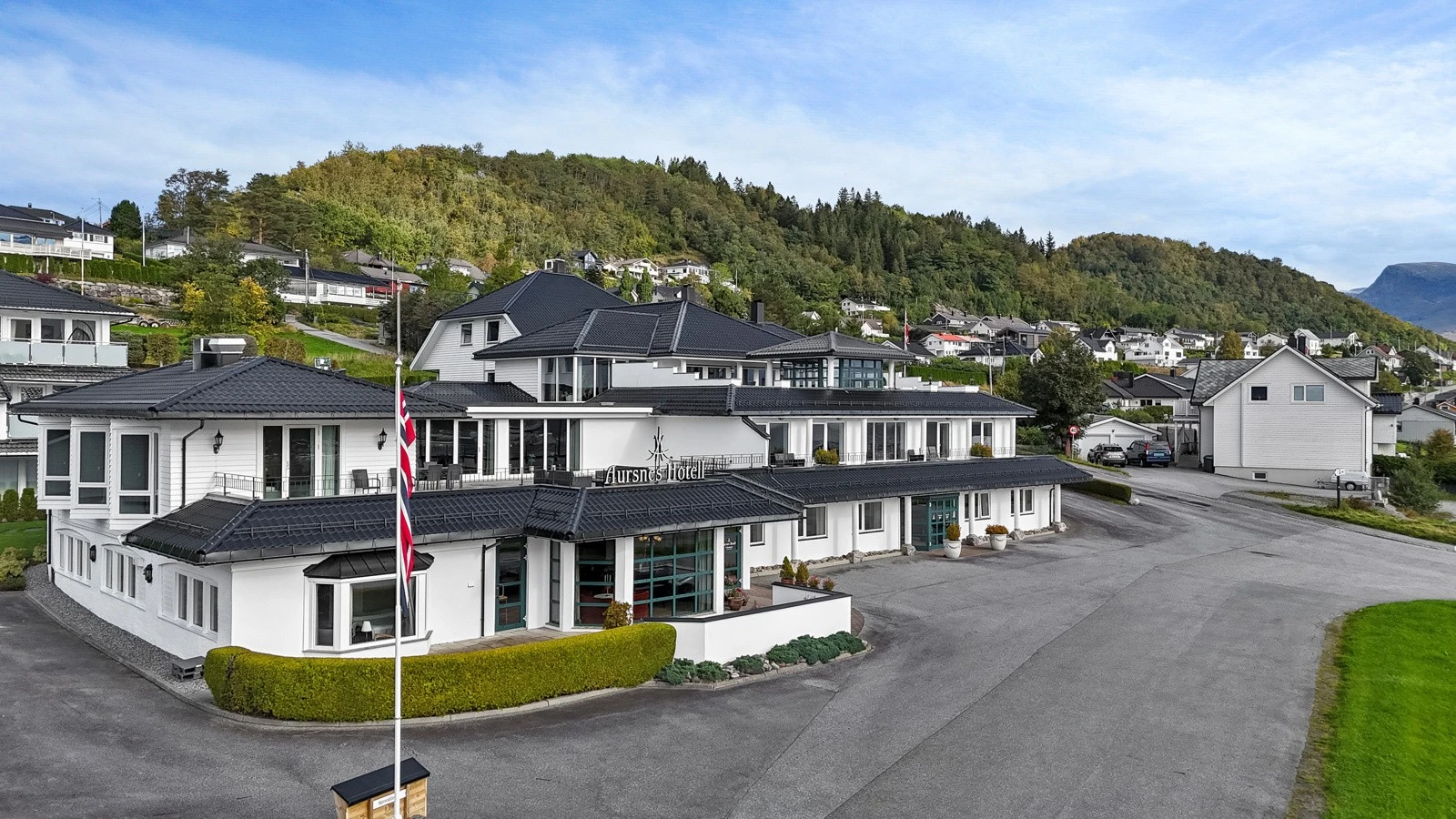 Bygget fremstår som godt vedlikeholdt. Galleribilde