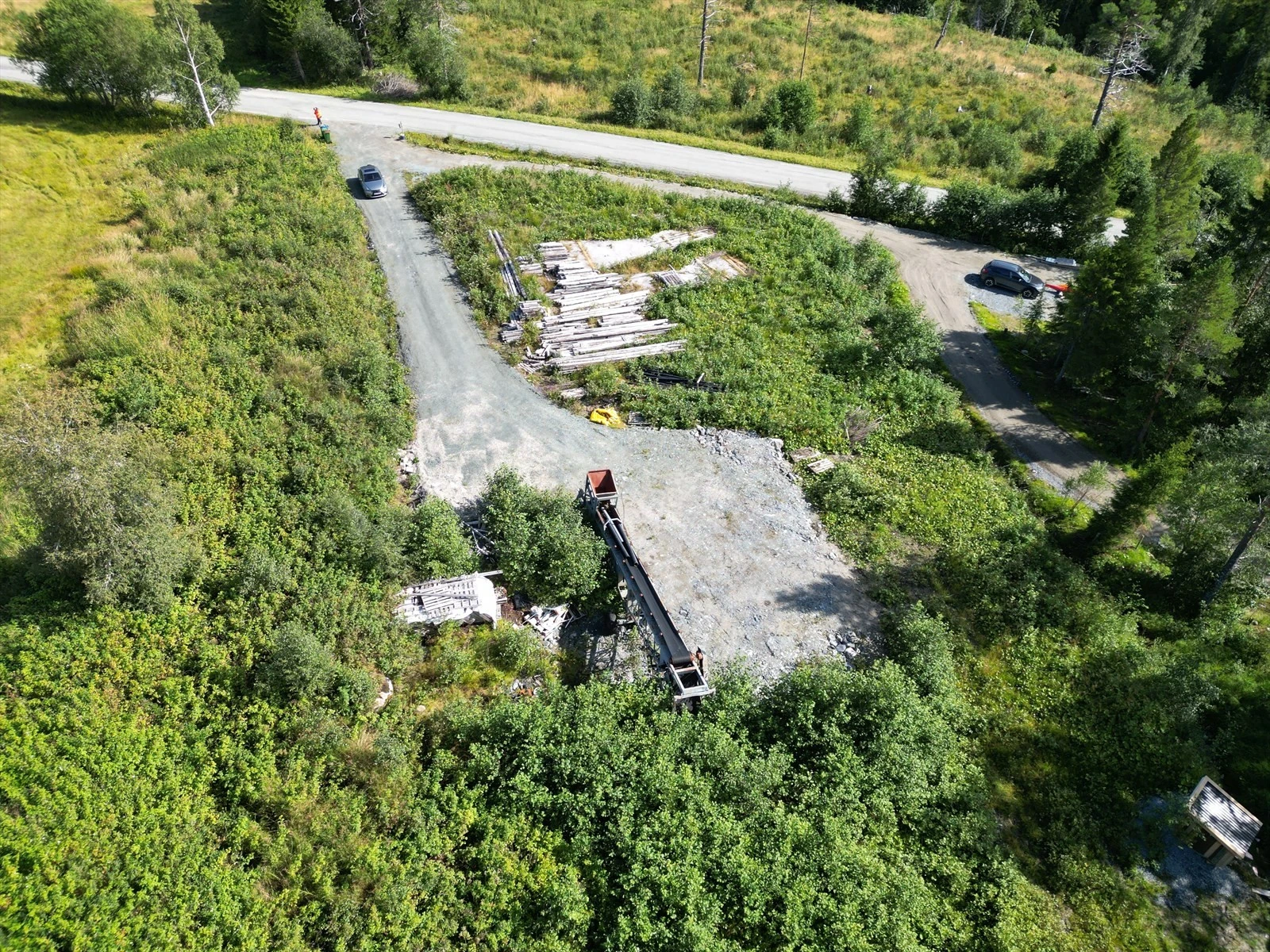 Velkommen til Drakstvegen 679 - En boligtomt på ca. 2 mål beliggende i naturskjønne omgivelser ca. 35 minutter utenfor Trondheim. Galleribilde
