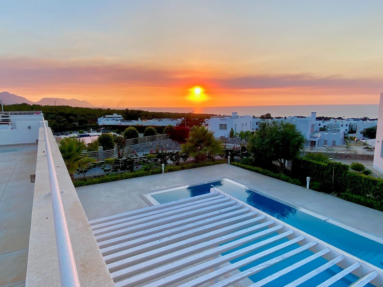 Solnedgang 15 juli Galleribilde