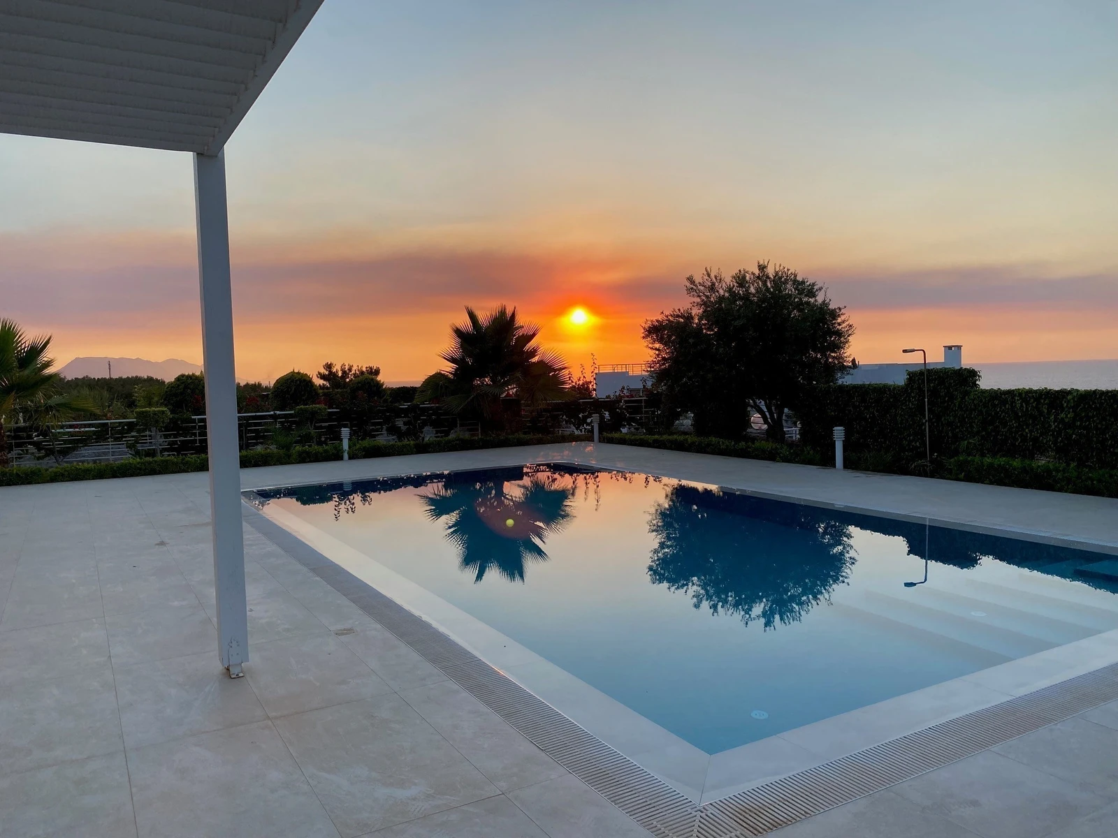 Juli solnedgang Galleribilde