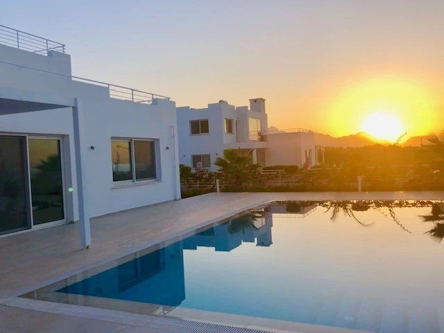 Oktober solnedgang Galleribilde