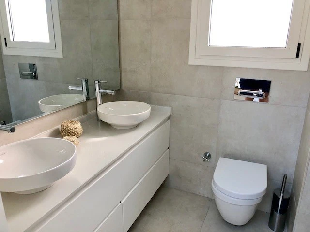 Bad nede Galleribilde