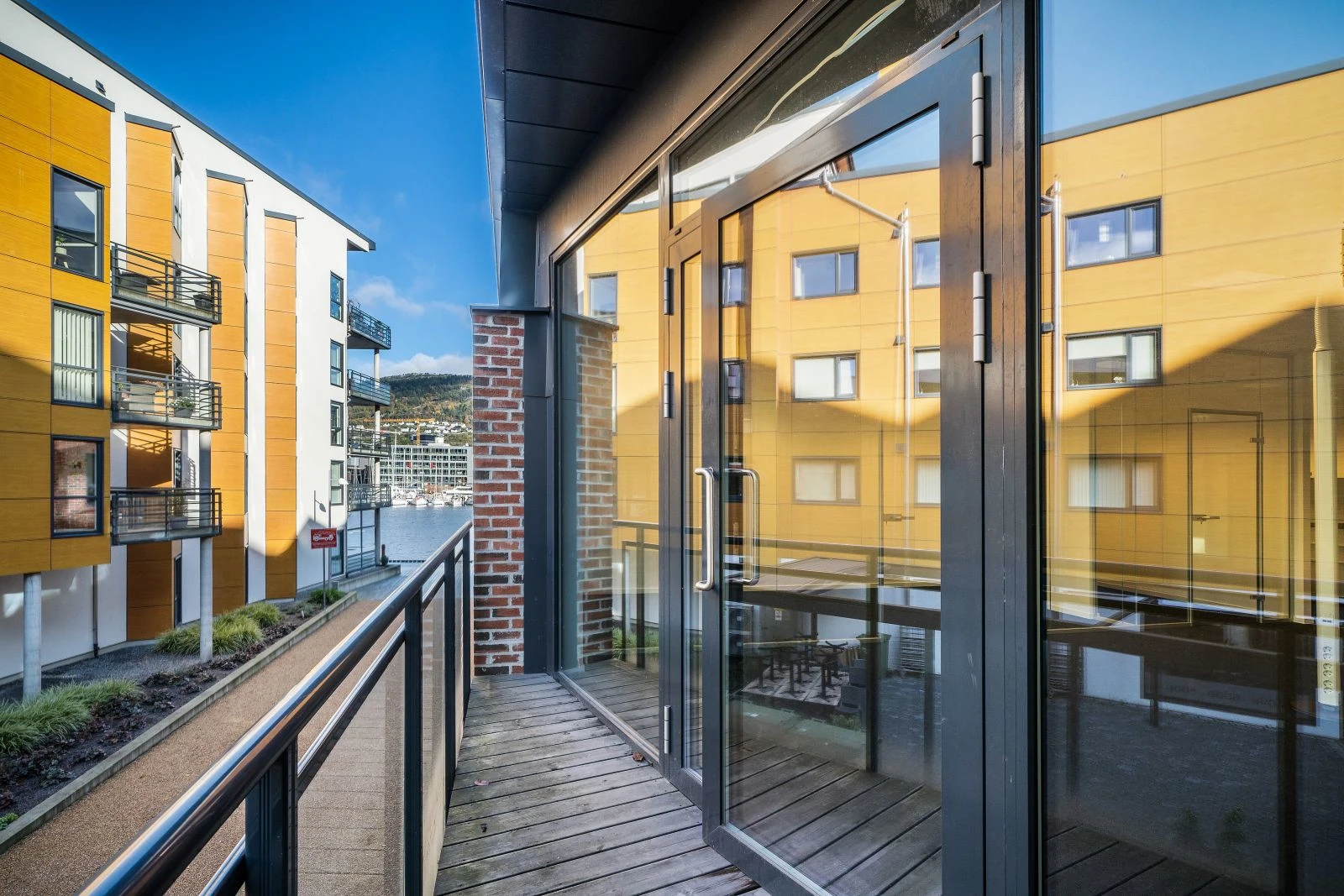 Velkommen til Damsgårdsveien 37 presentert av Susanne Troye i PrivatMegleren Næring Galleribilde