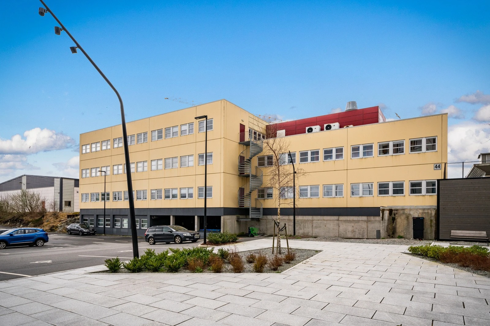 Kvassnesvegen 44 | Presentert av PrivatMegleren Næring v/Susanne Troye Galleribilde