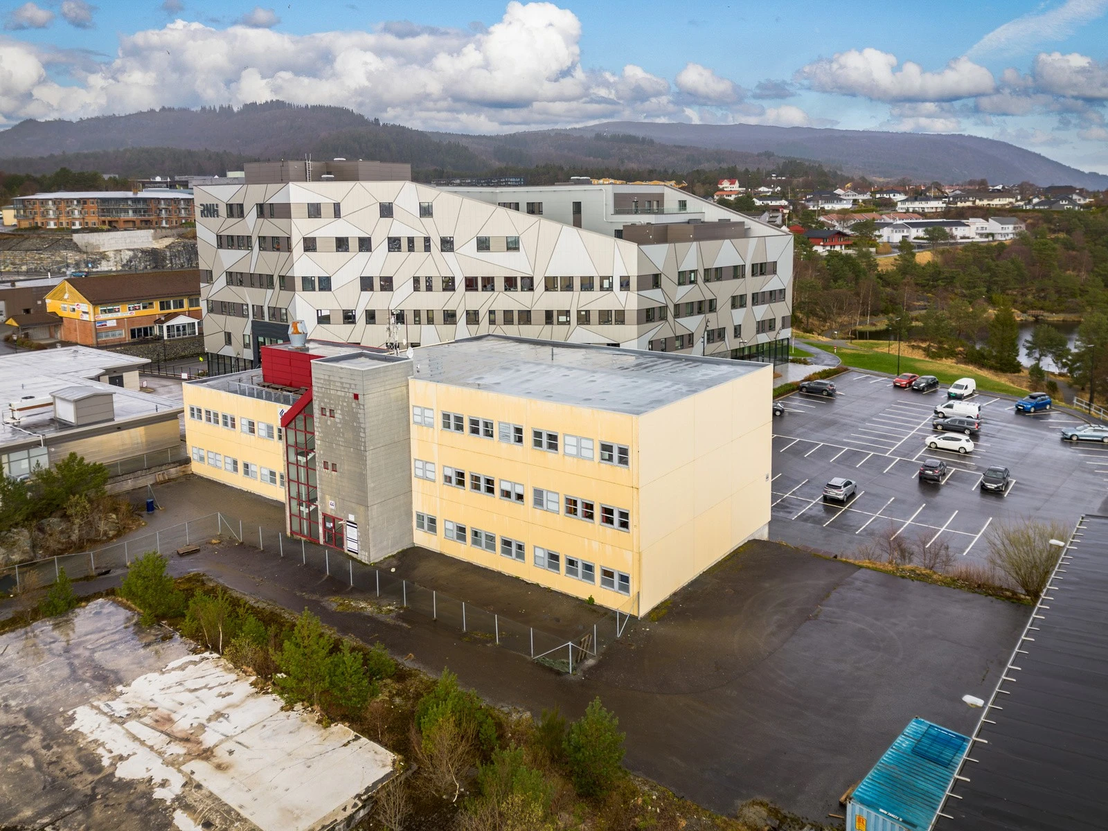 Kvassnesvegen 44 | Presentert av PrivatMegleren Næring v/Susanne Troye Galleribilde