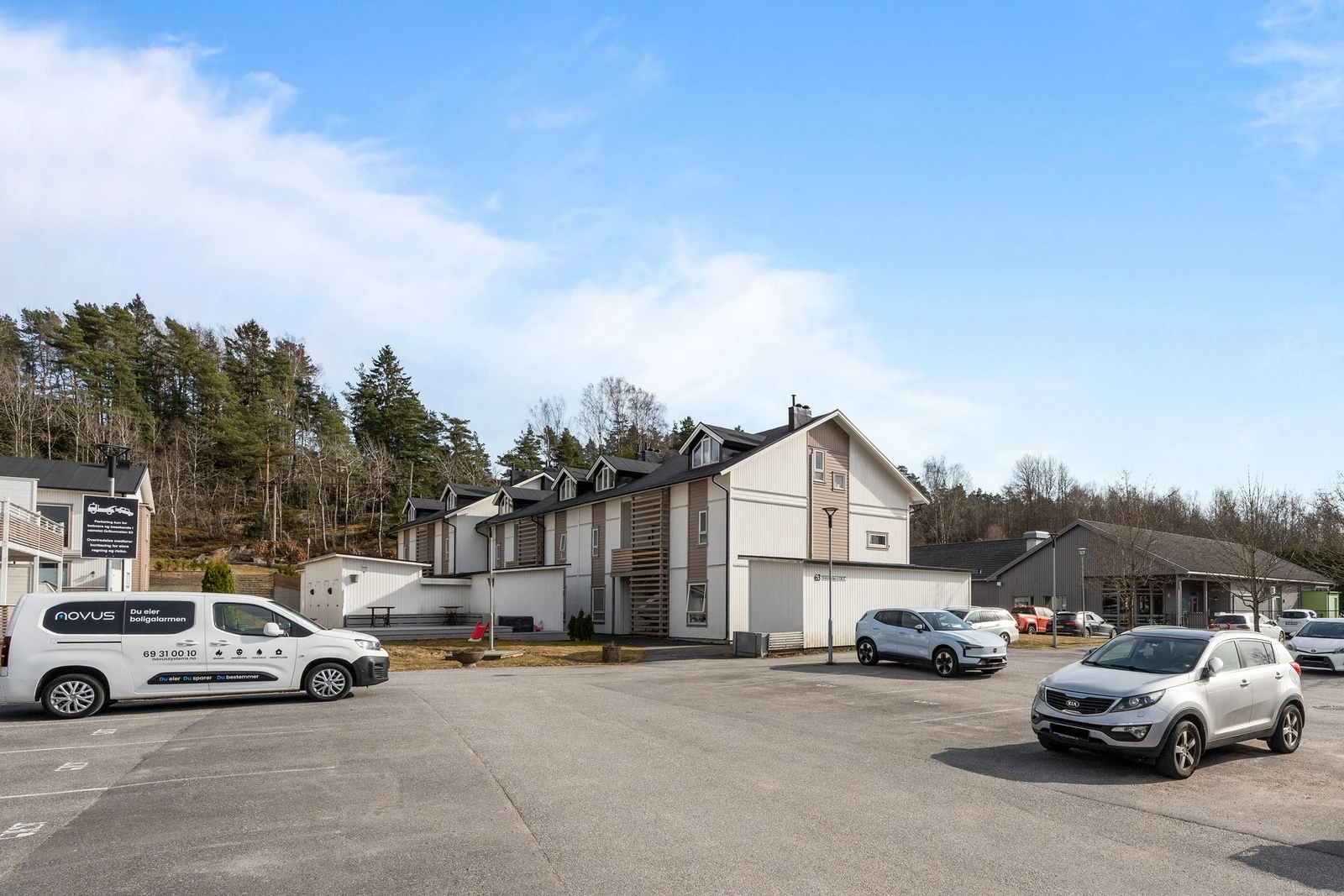 En parkeringsplass til leiligheten Galleribilde