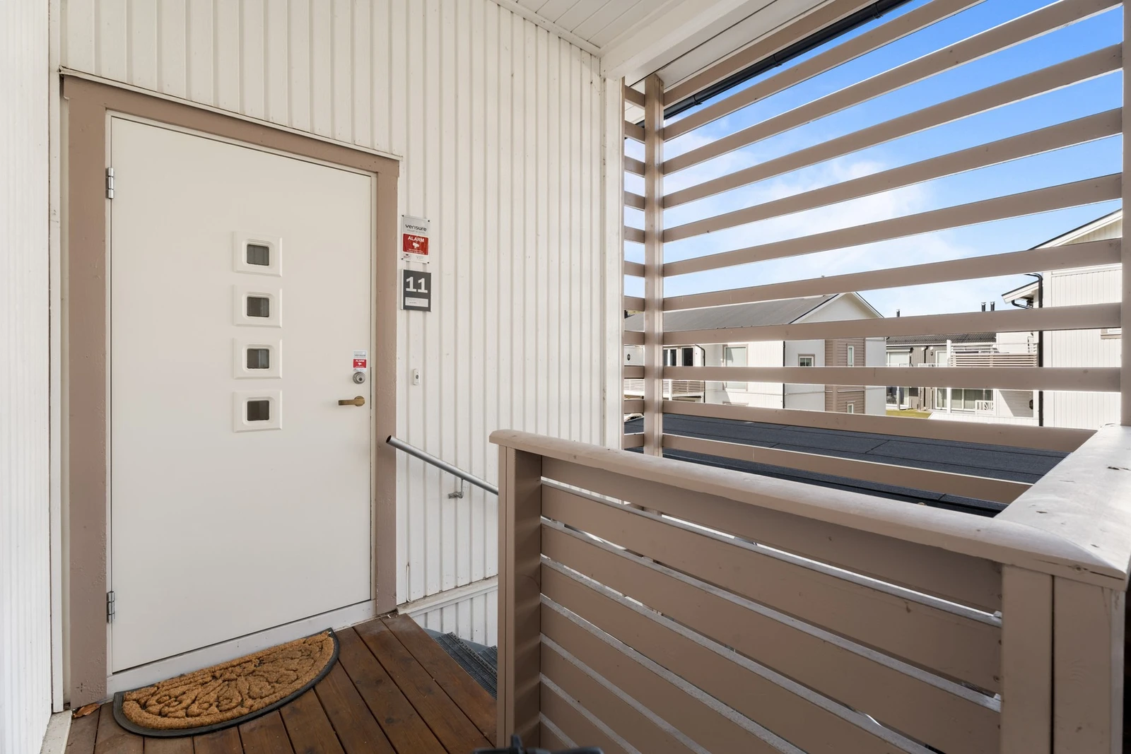 Tak over inngangspartiet Galleribilde