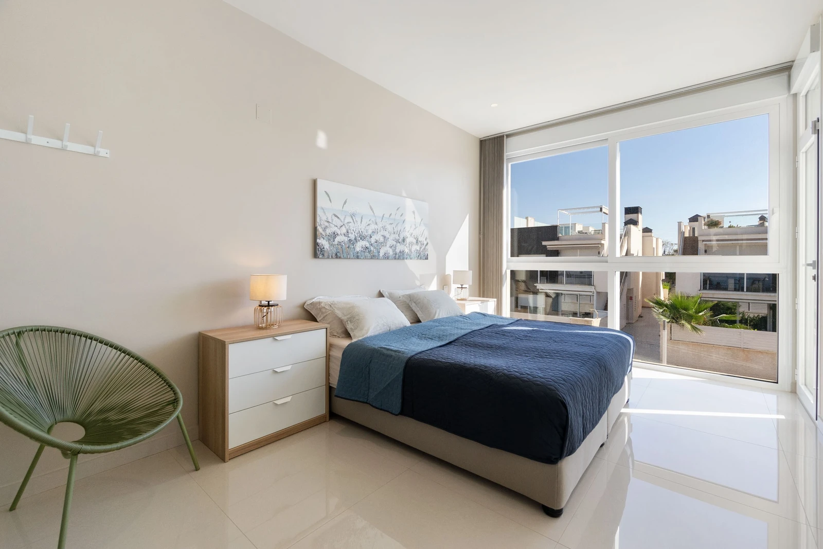 Soverom 2 i andre etasje (suit med eget bad) Galleribilde