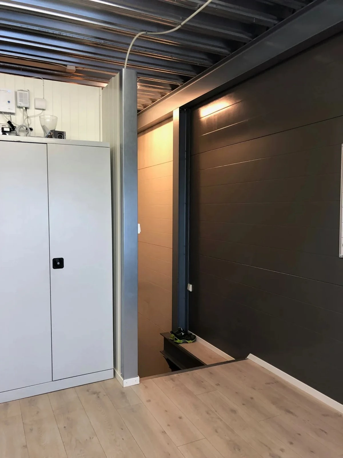 Trapp ned fra 2.etg. Galleribilde