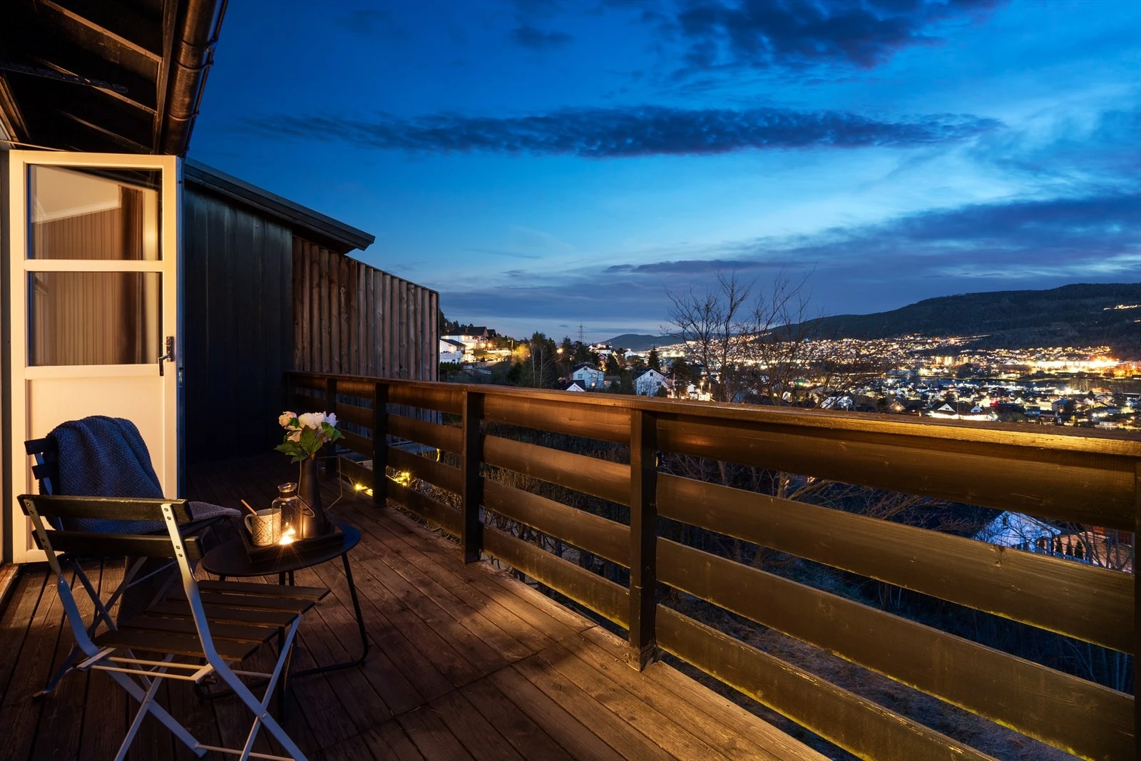 Terrasse og utsikt