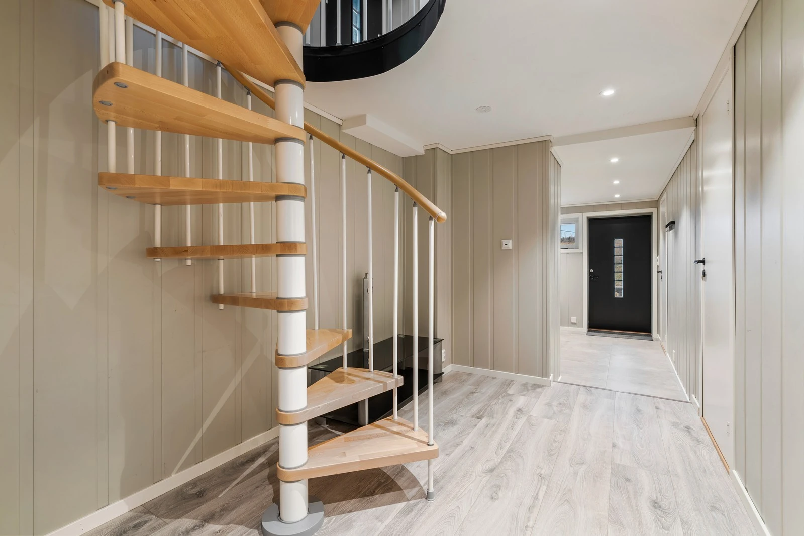 Gang i underetasjen Galleribilde