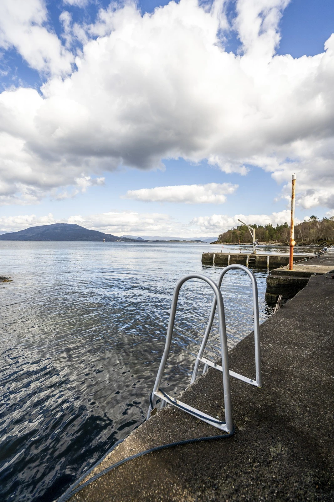 Bademuligheter utenfor sjøhus Galleribilde